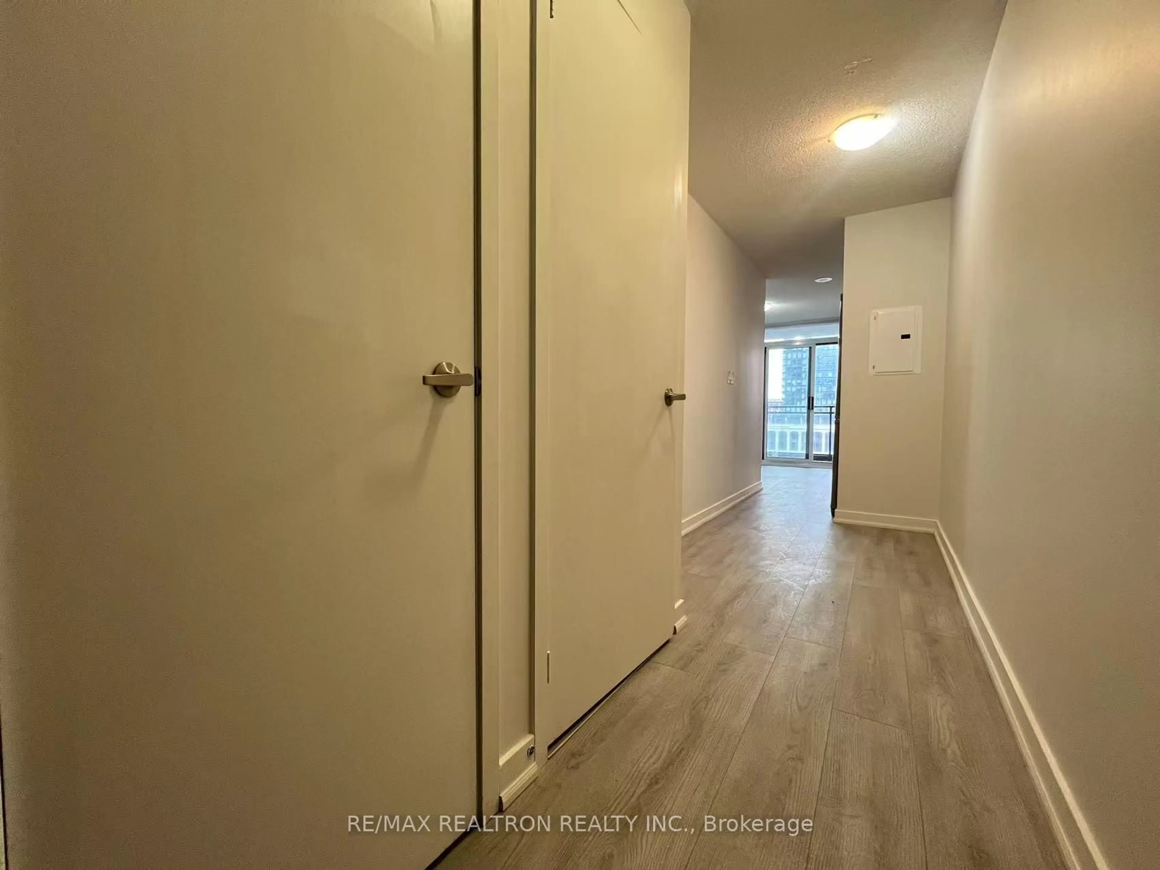 Unknown for 8 Telegram Mews #1608, Toronto Ontario M5V 3Z5