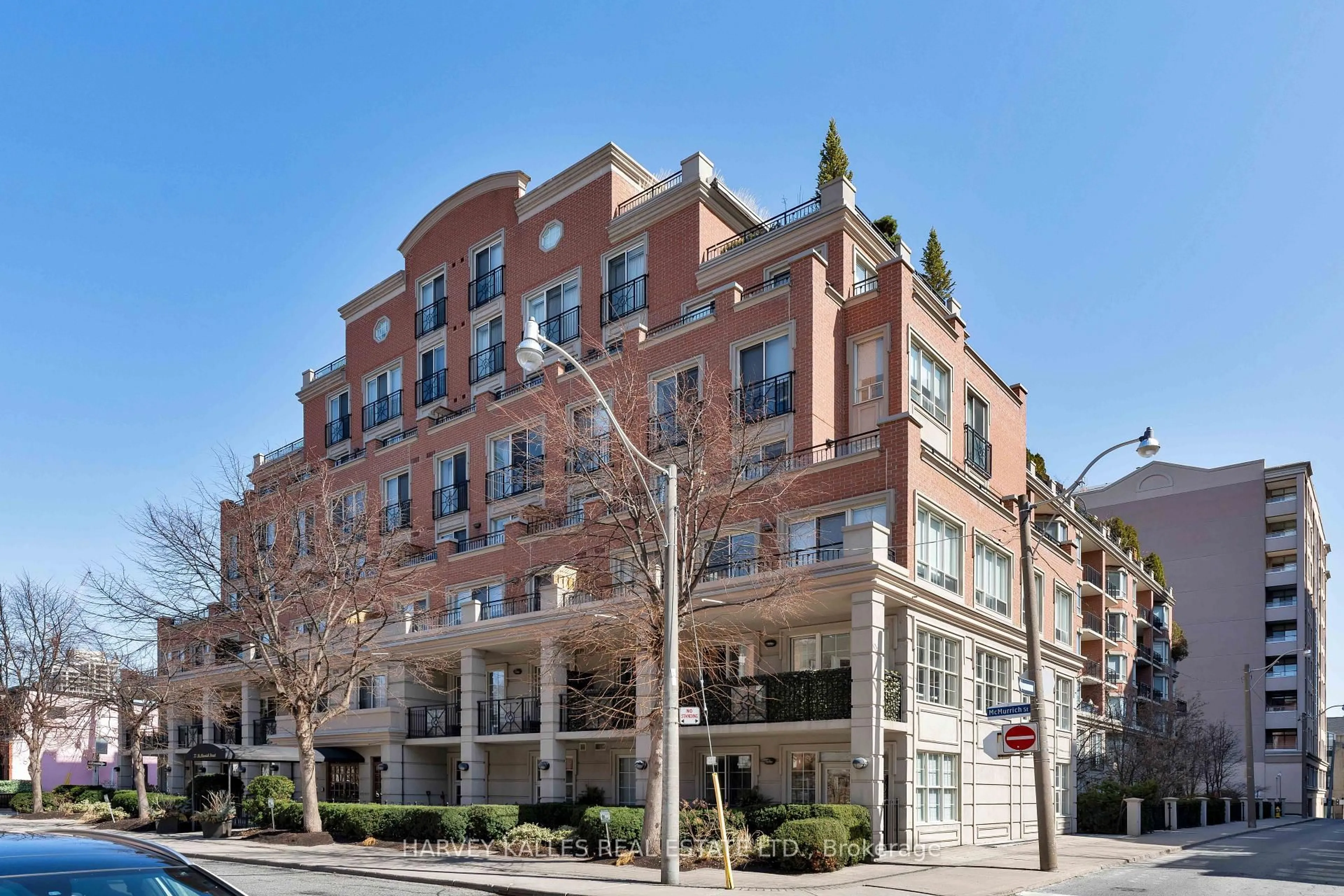 Home with brick exterior material, building for 77 Mcmurrich St #213, Toronto Ontario M5R 3V3