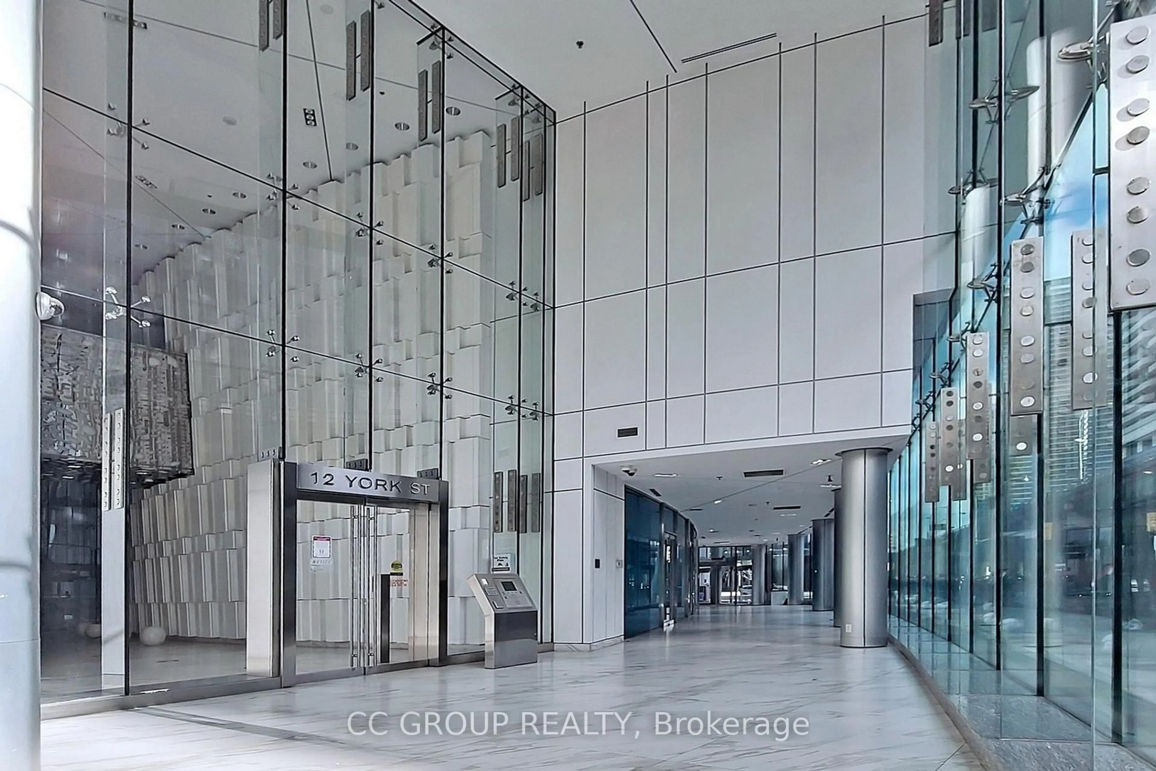 Indoor foyer for 12 York St #4301, Toronto Ontario M5J 0A9