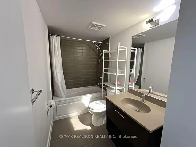 Additional property image - 120 Dallimore Circ Unit 523