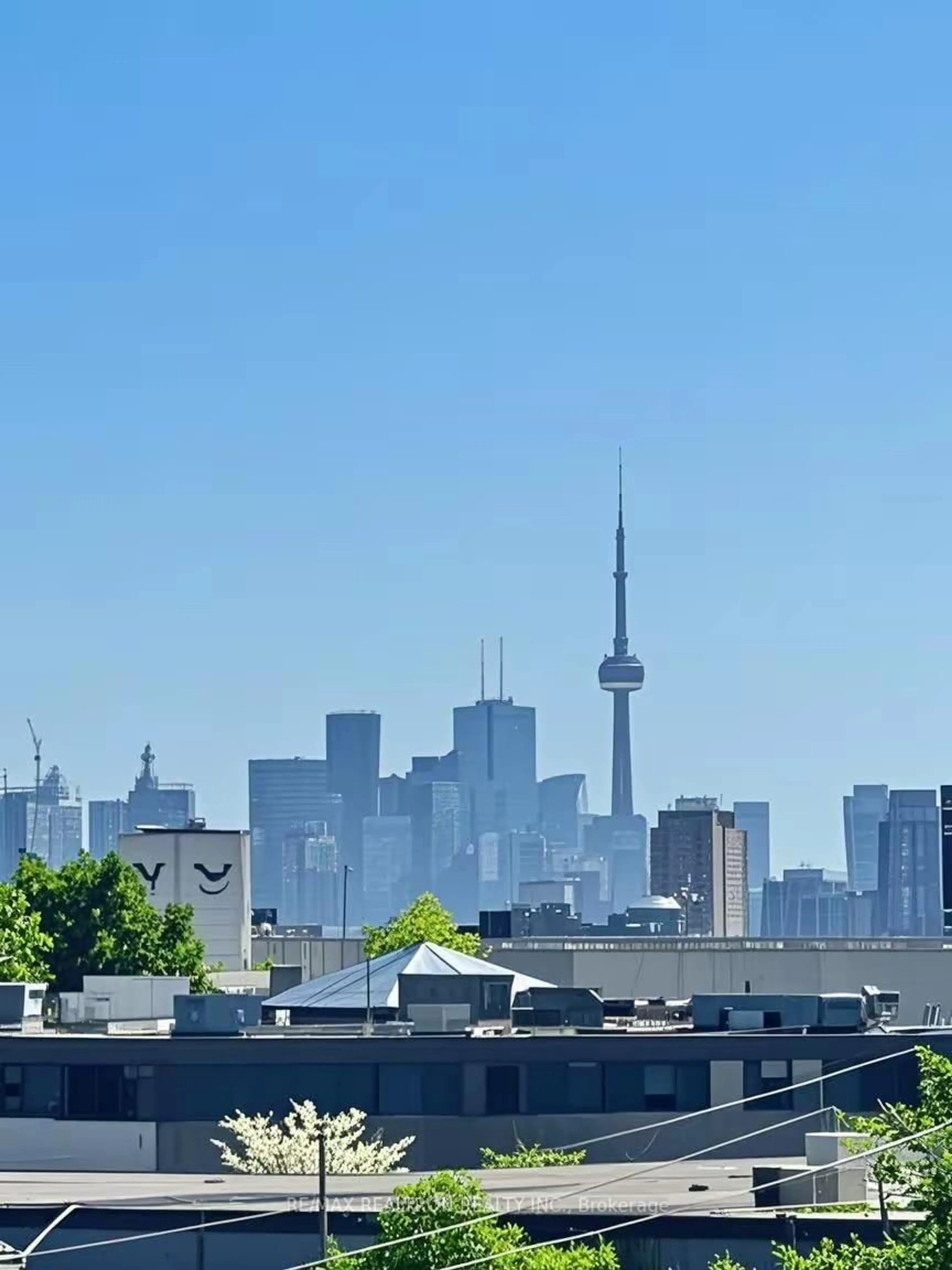 A pic of a room for 120 Dallimore Circ #523, Toronto Ontario M3C 4C5