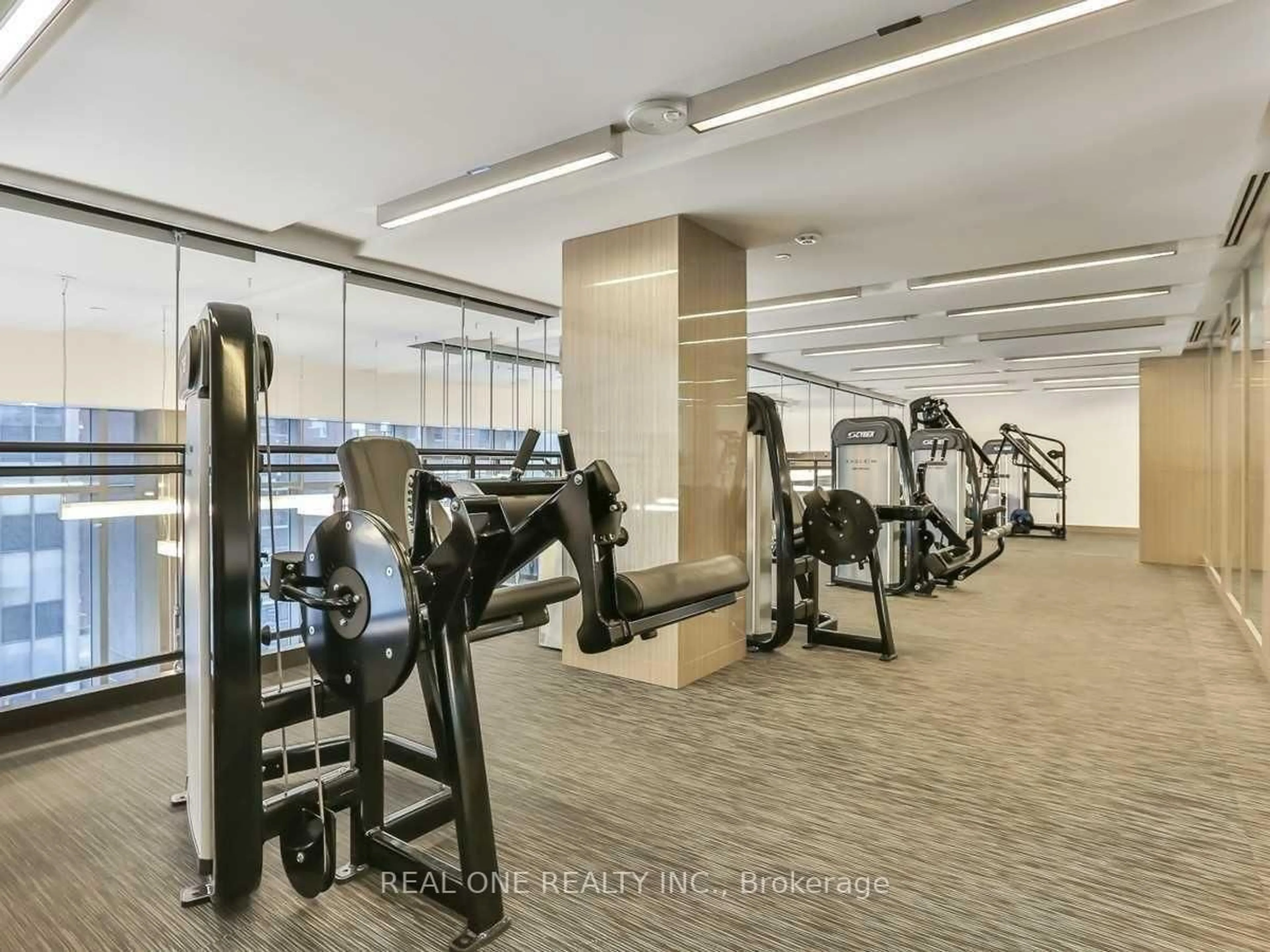Gym or fitness room for 98 Lillian St #315, Toronto Ontario M4S 0A5