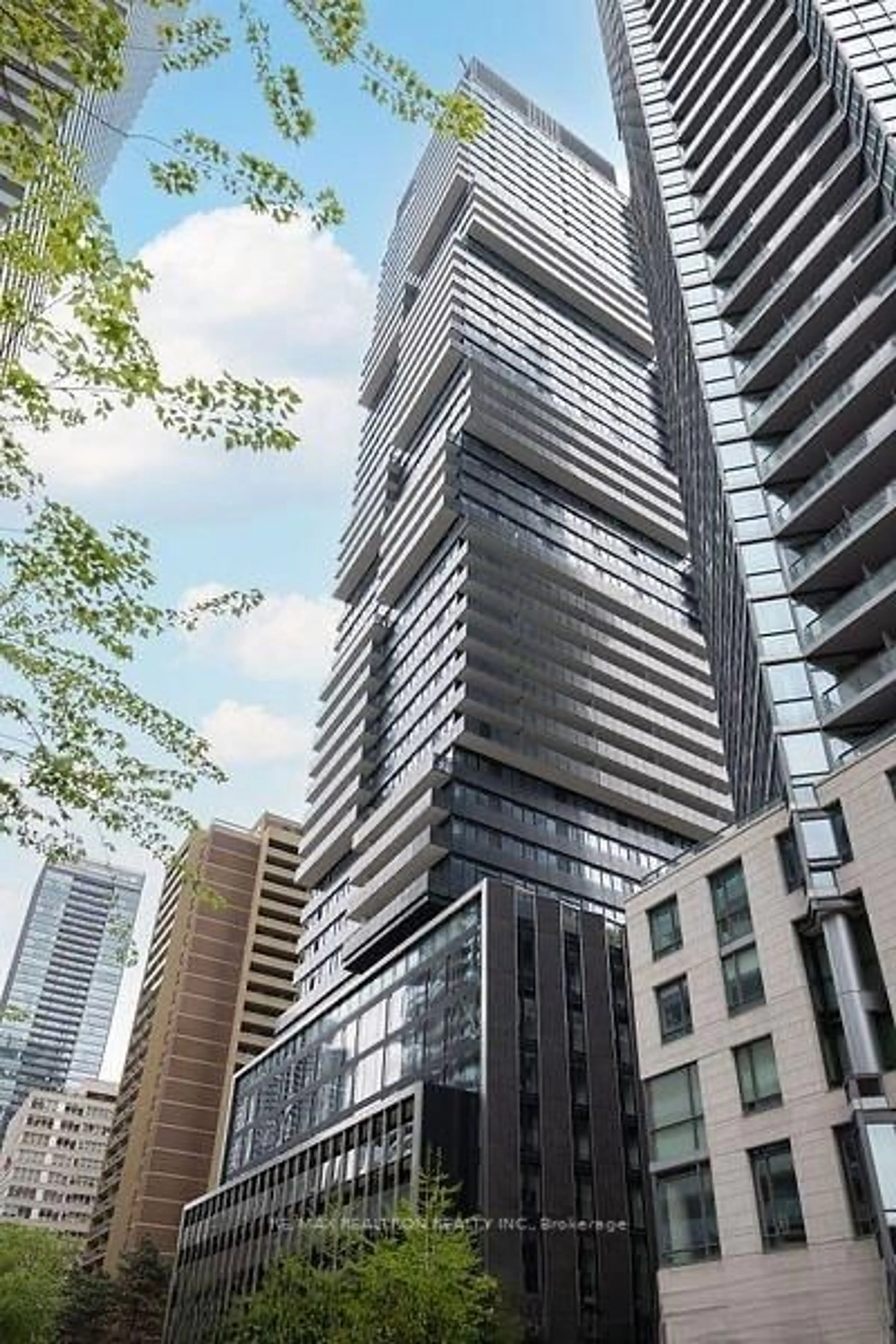 Unknown for 55 Charles St #3111, Toronto Ontario M4Y 0J1