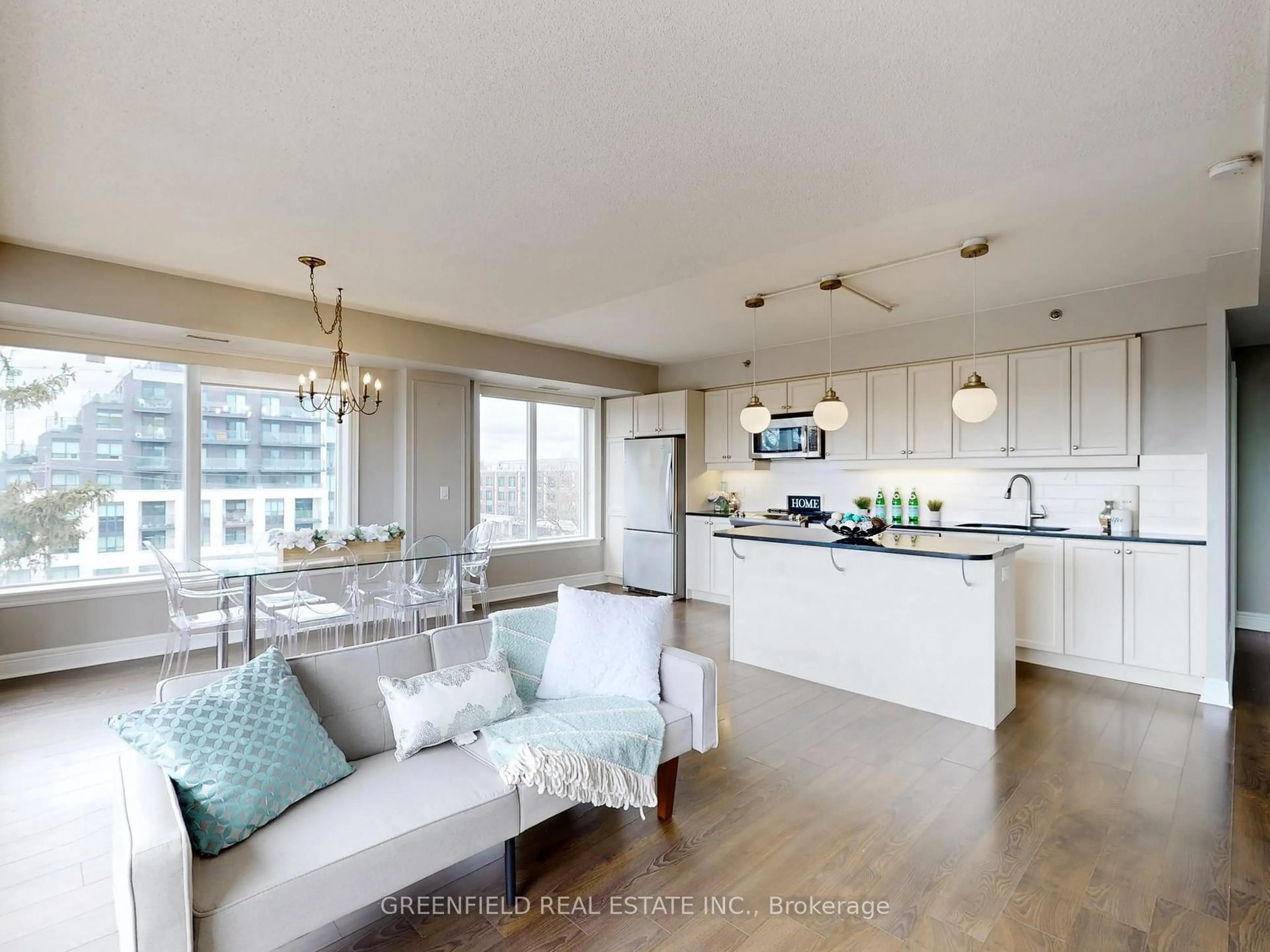 Open concept kitchen, unknown for 701 Sheppard Ave #404, Toronto Ontario M3H 0B2