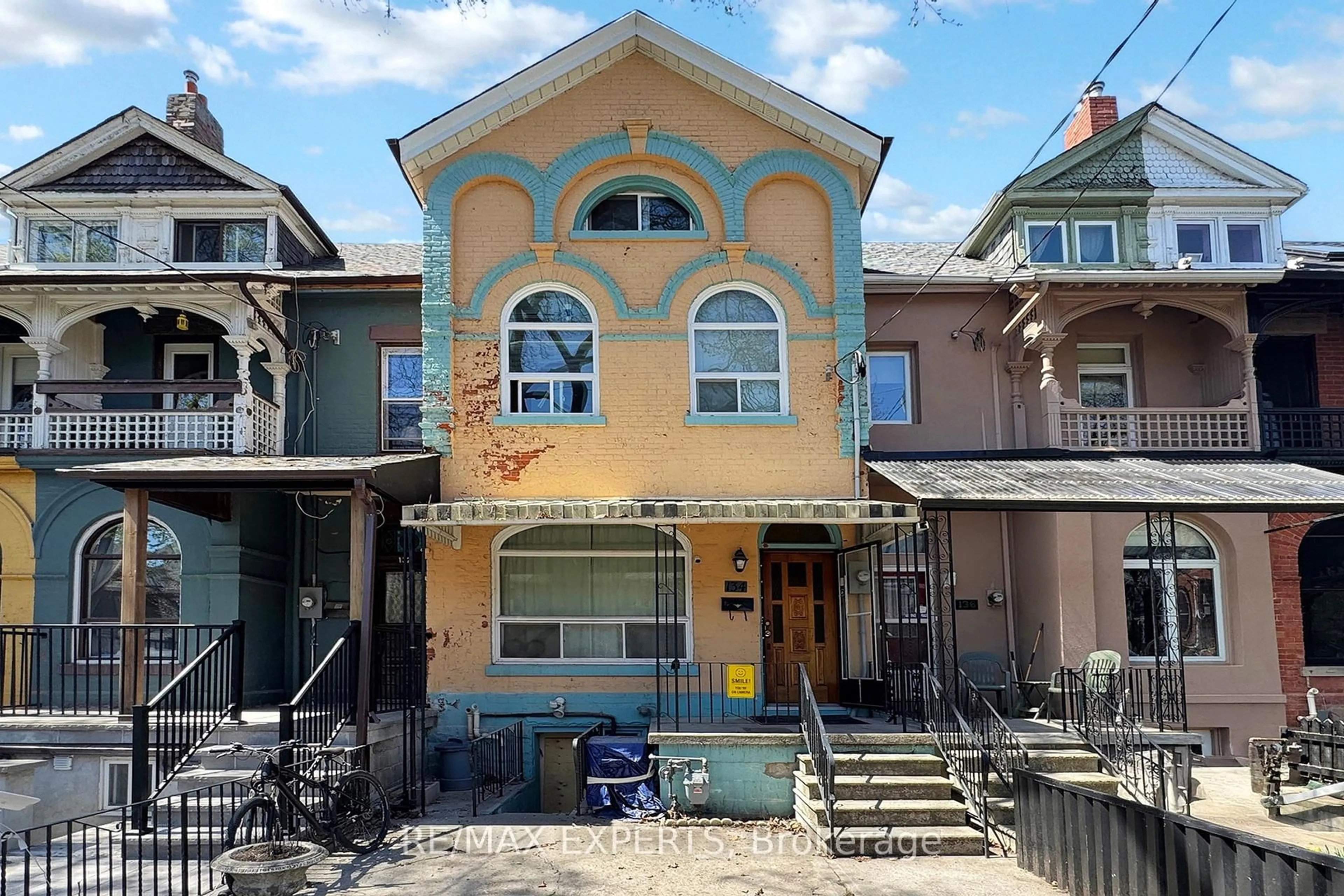 Unknown for 134 Brunswick Ave, Toronto Ontario M5S 2M2