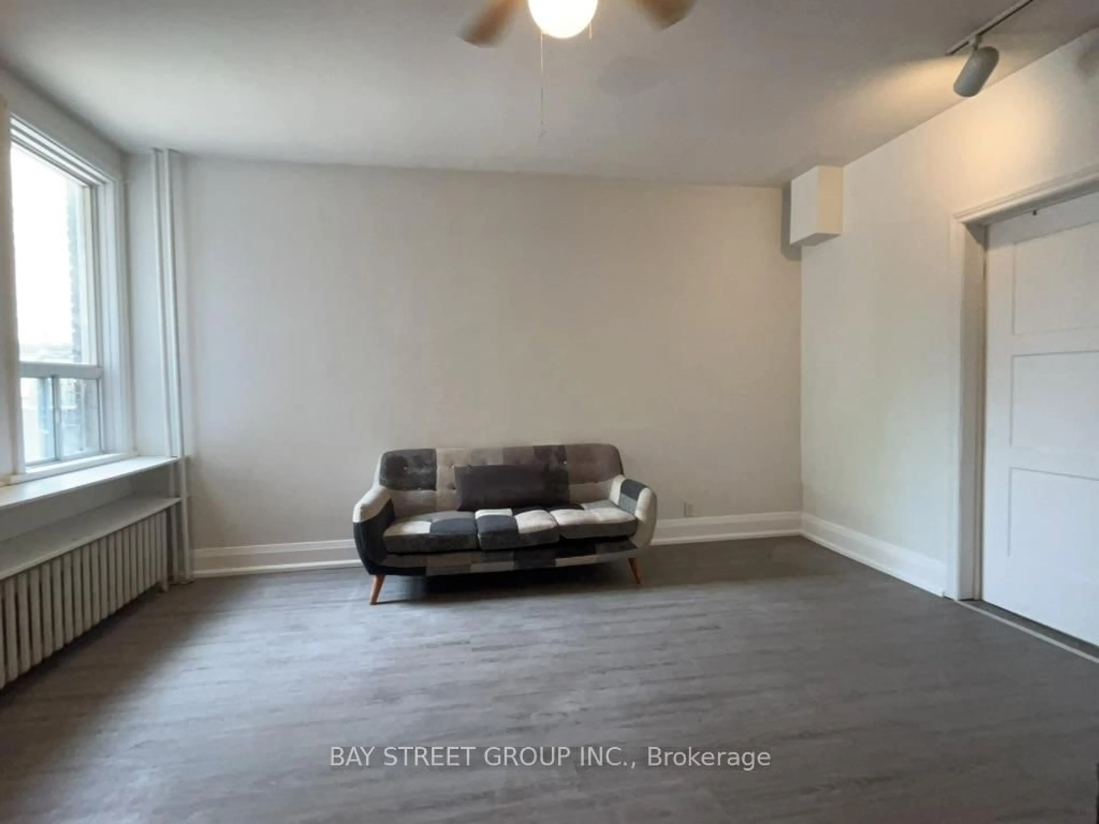 A pic of a room for 163 Delaware Ave, Toronto Ontario M6H 2T2