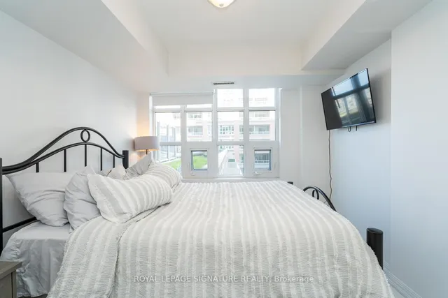Additional property image - 75 East Liberty St Unit 819