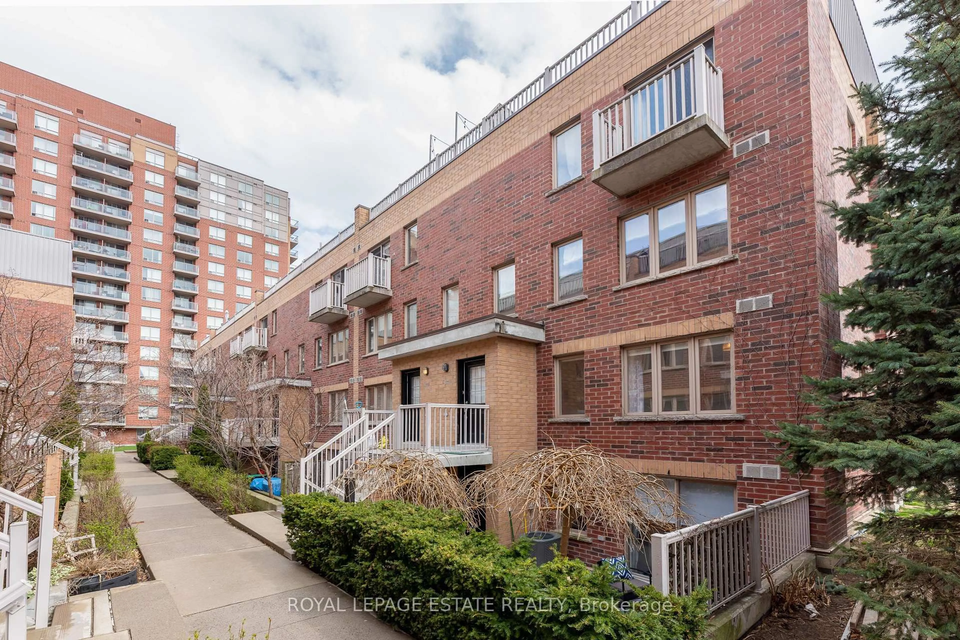 Unknown for 1 Ruttan St #114, Toronto Ontario M6P 0A1
