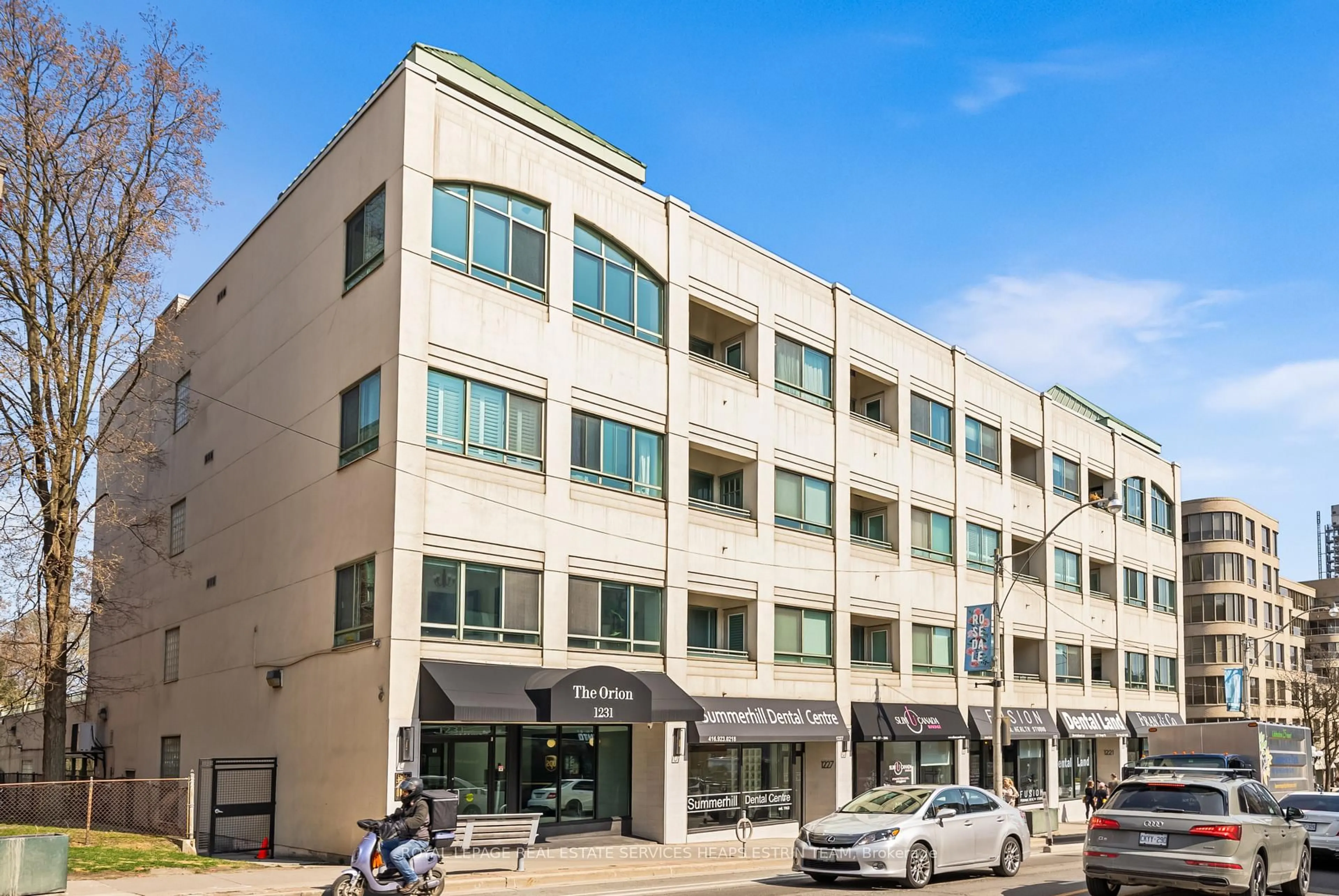 Unknown for 1231 Yonge St #214, Toronto Ontario M4T 2T8