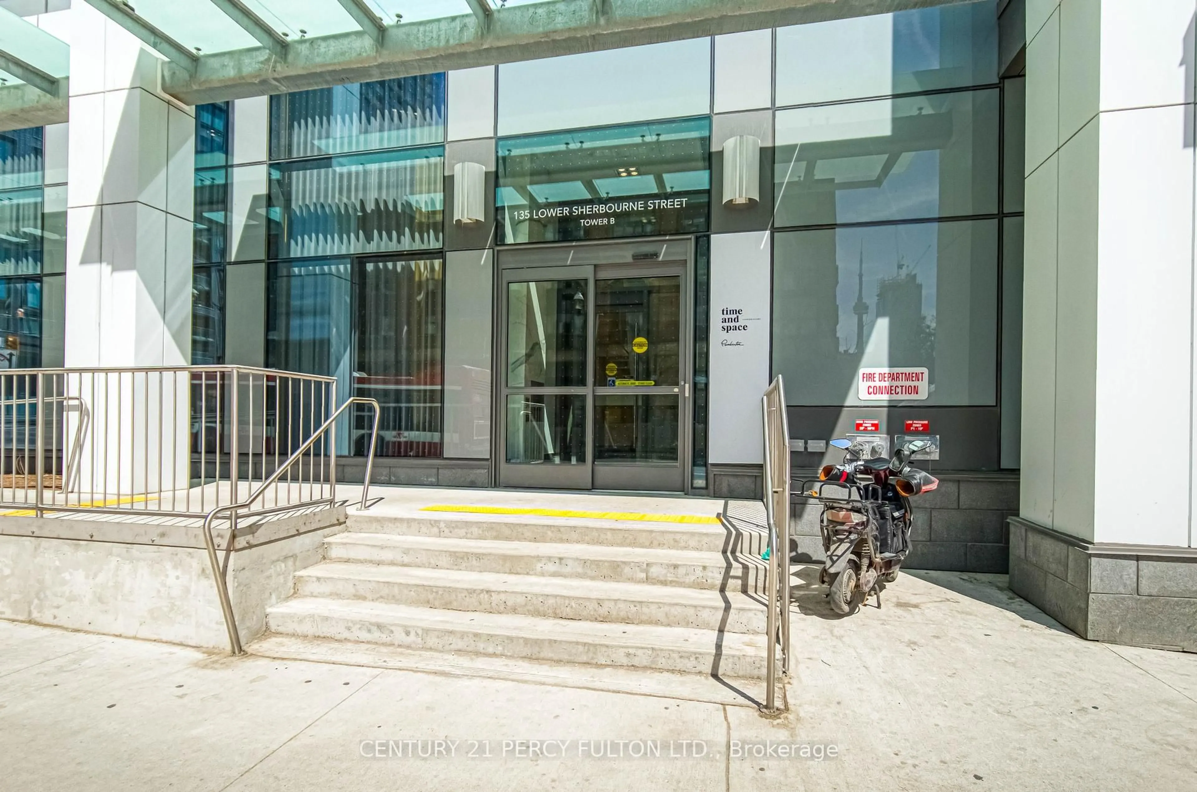 Indoor foyer for 135 Lower Sherbourne St #1244, Toronto Ontario M5A 1Y4