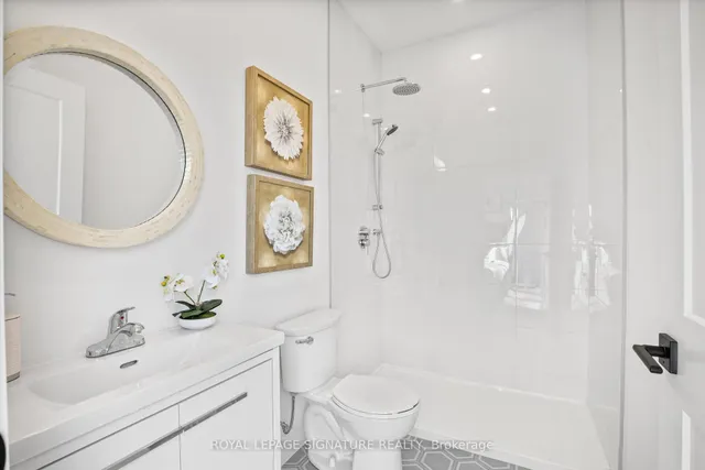 Additional property image - 1 Heydon Park Rd