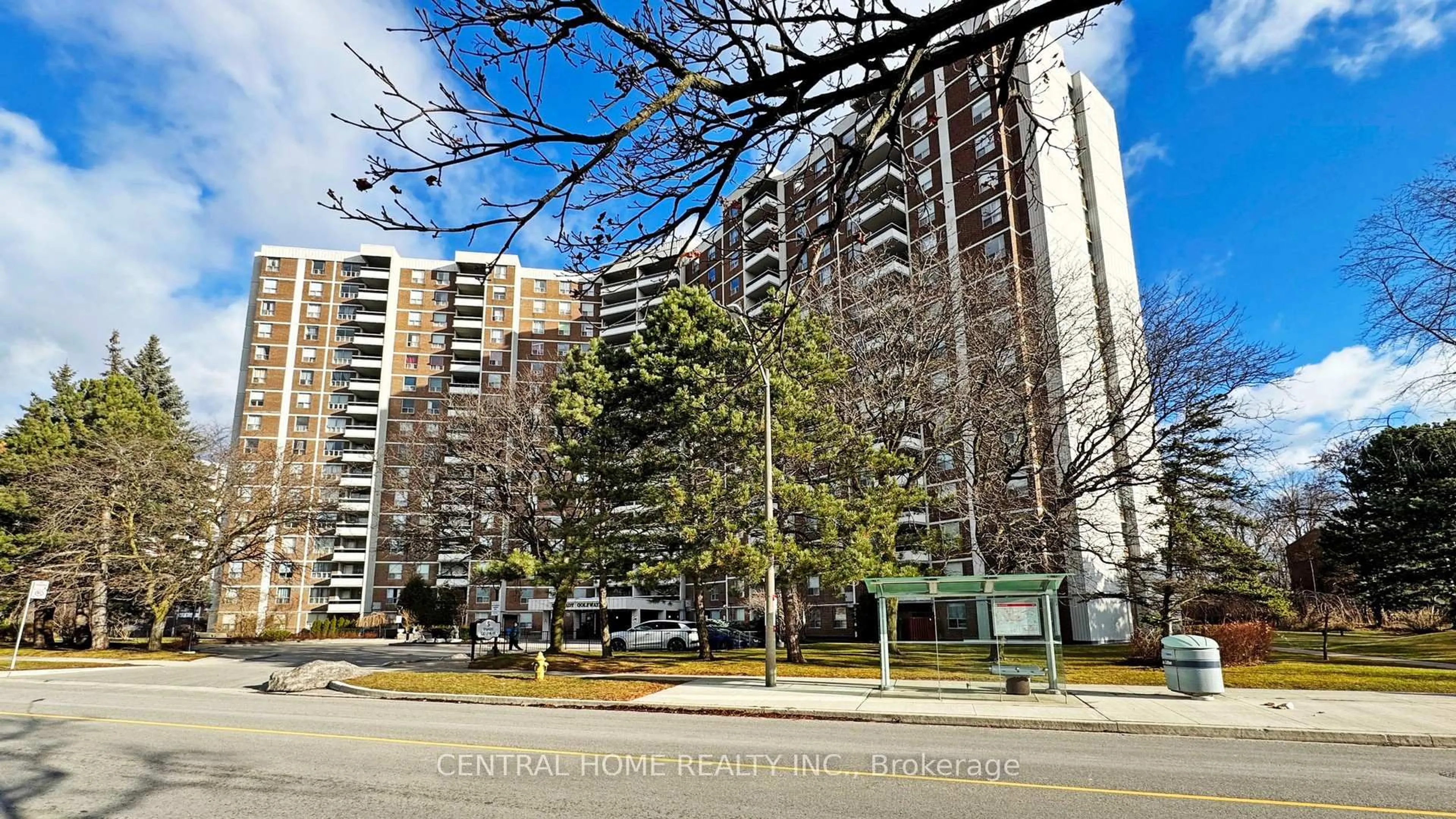 Unknown for 5 Shady Golfway N/A #715, Toronto Ontario M3C 3A4