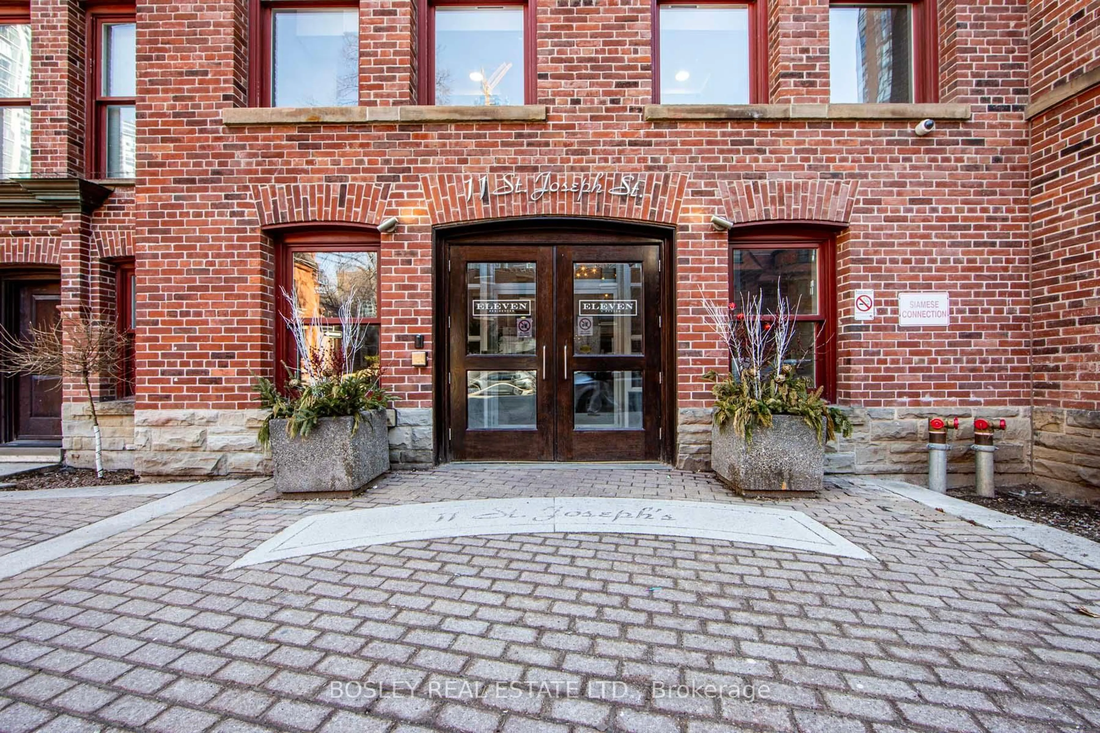 Home with brick exterior material, building for 11 St Joseph St #1407, Toronto Ontario M4Y 3G4