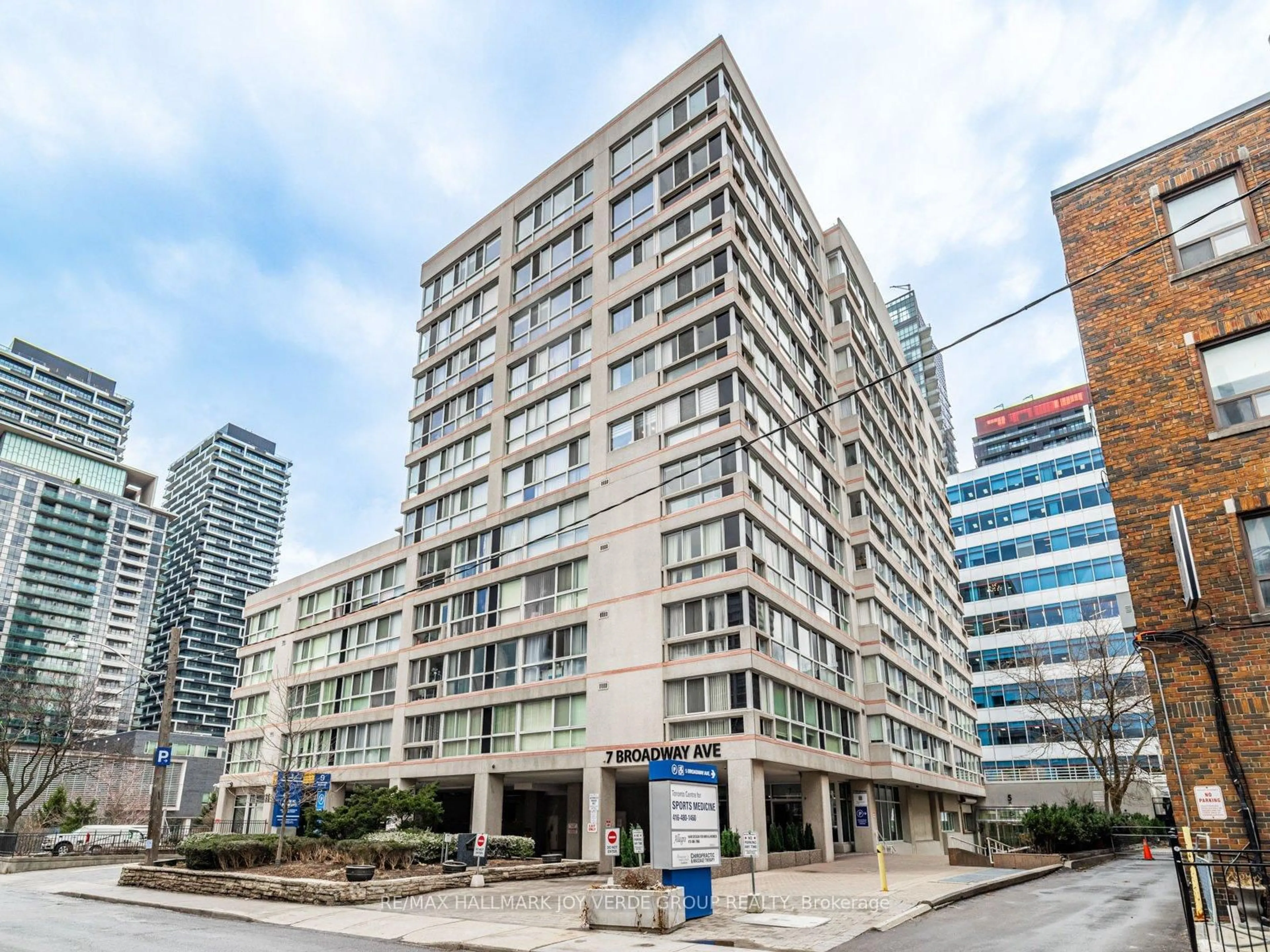 Unknown for 7 Broadway Ave #302, Toronto Ontario M4P 3C5