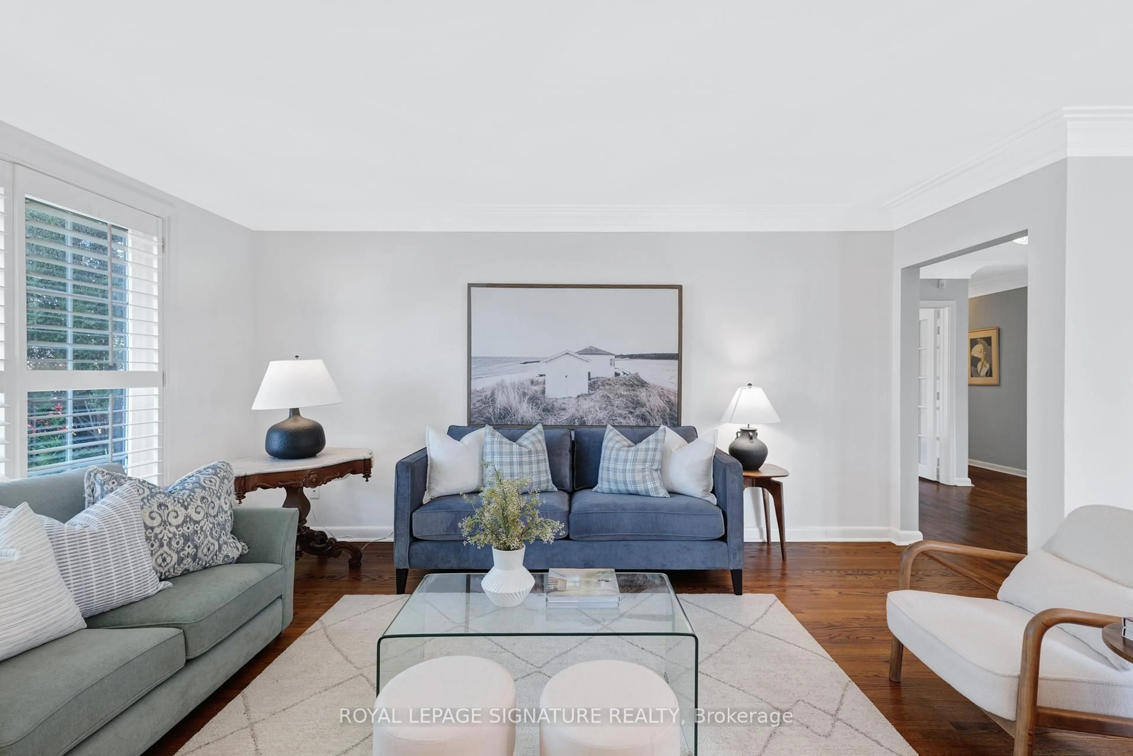 Living room with furniture, unknown for 1 Restwell Cres, Toronto Ontario M2K 2A1