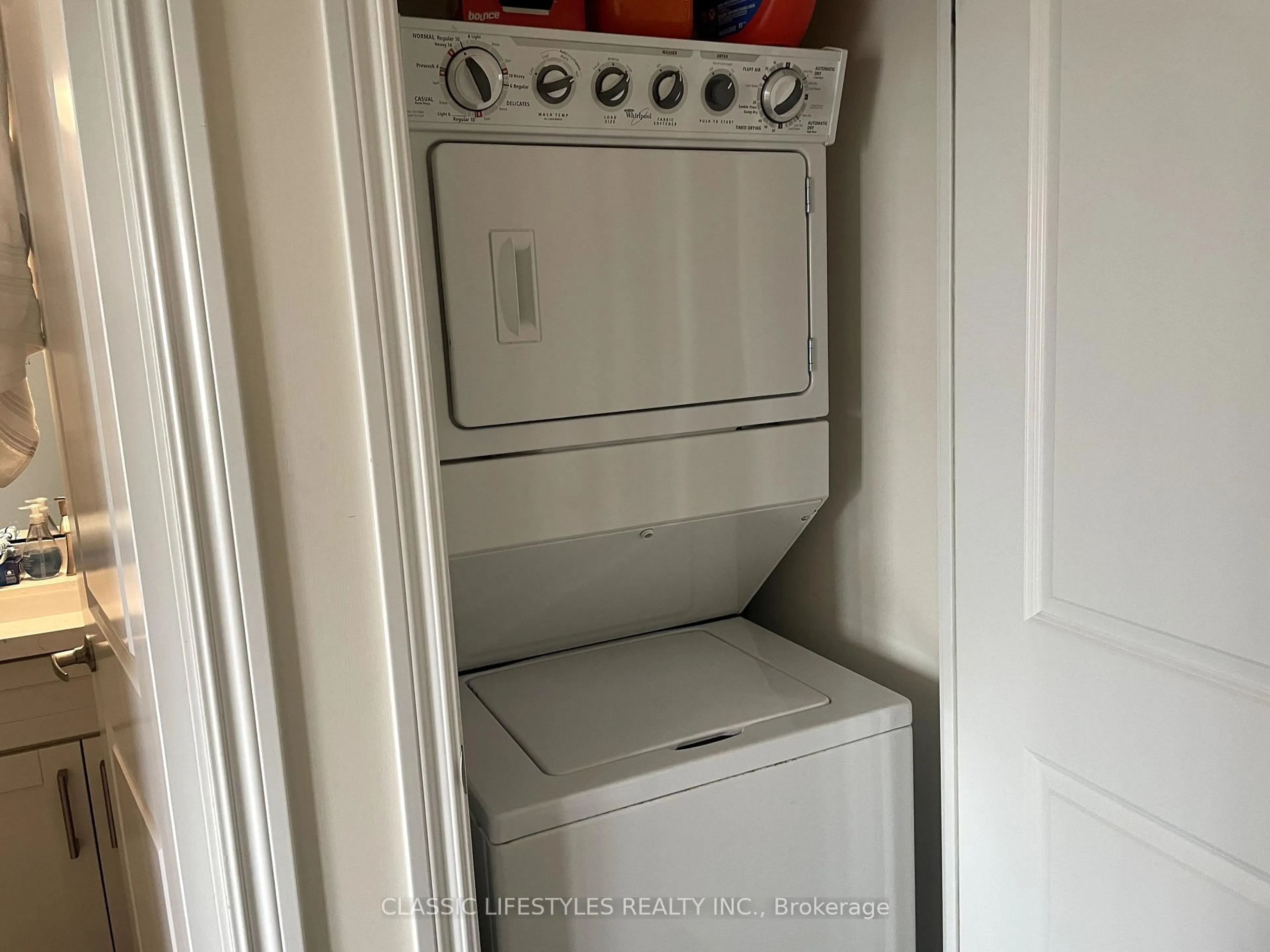 Laundry room for 760 Sheppard Ave #906, Toronto Ontario M3H 2S8