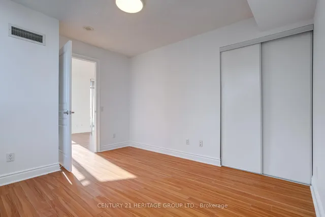 Additional property image - 10 Northtown Way Unit 1705