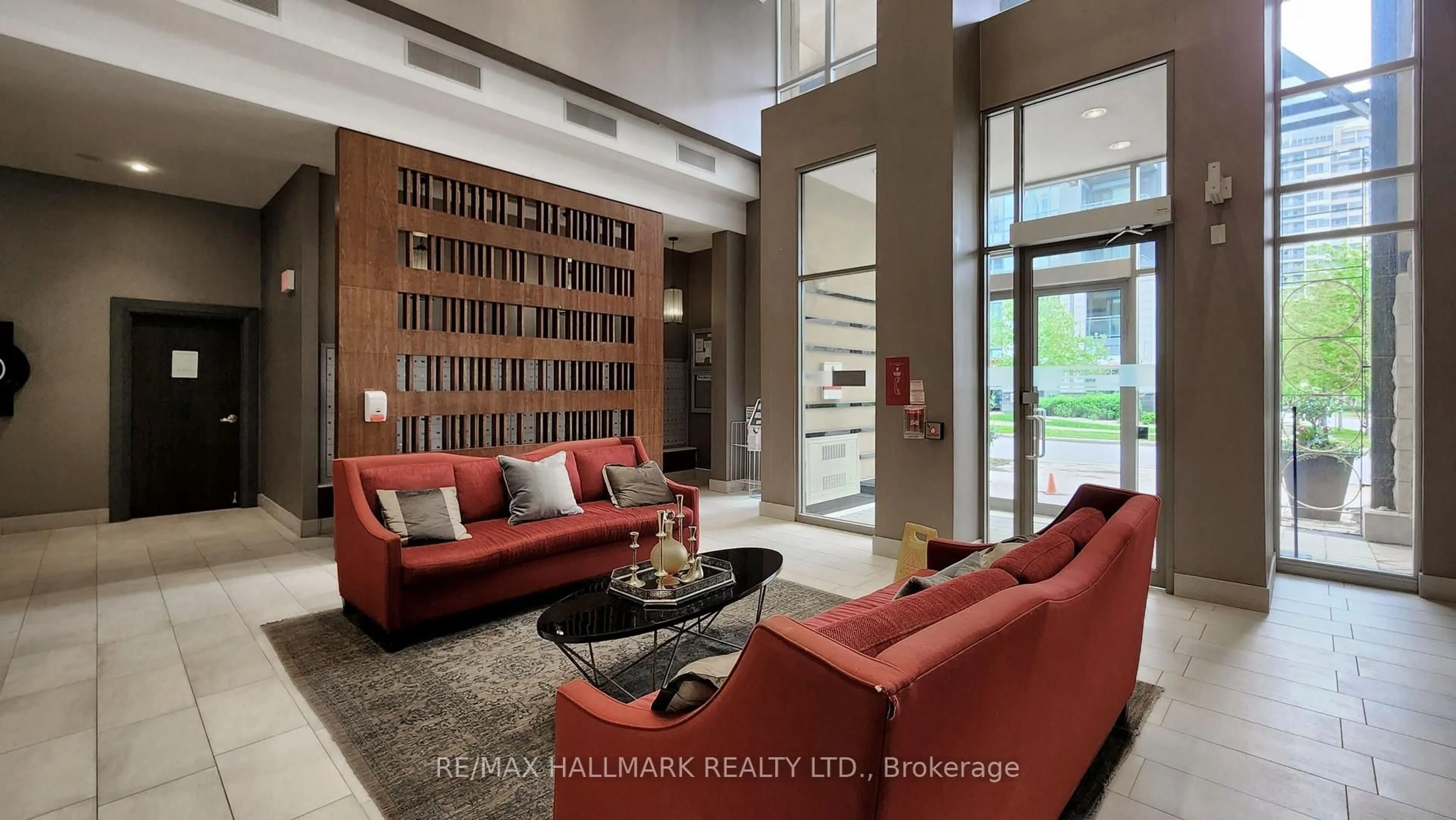 Lobby for 18 Kenaston Gdns #704, Toronto Ontario M2K 3C7