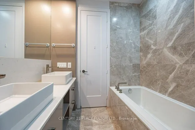 Additional property image - 101 Erskine Ave Unit PH10