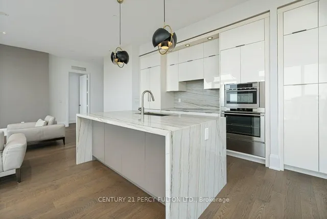 Additional property image - 101 Erskine Ave Unit PH10
