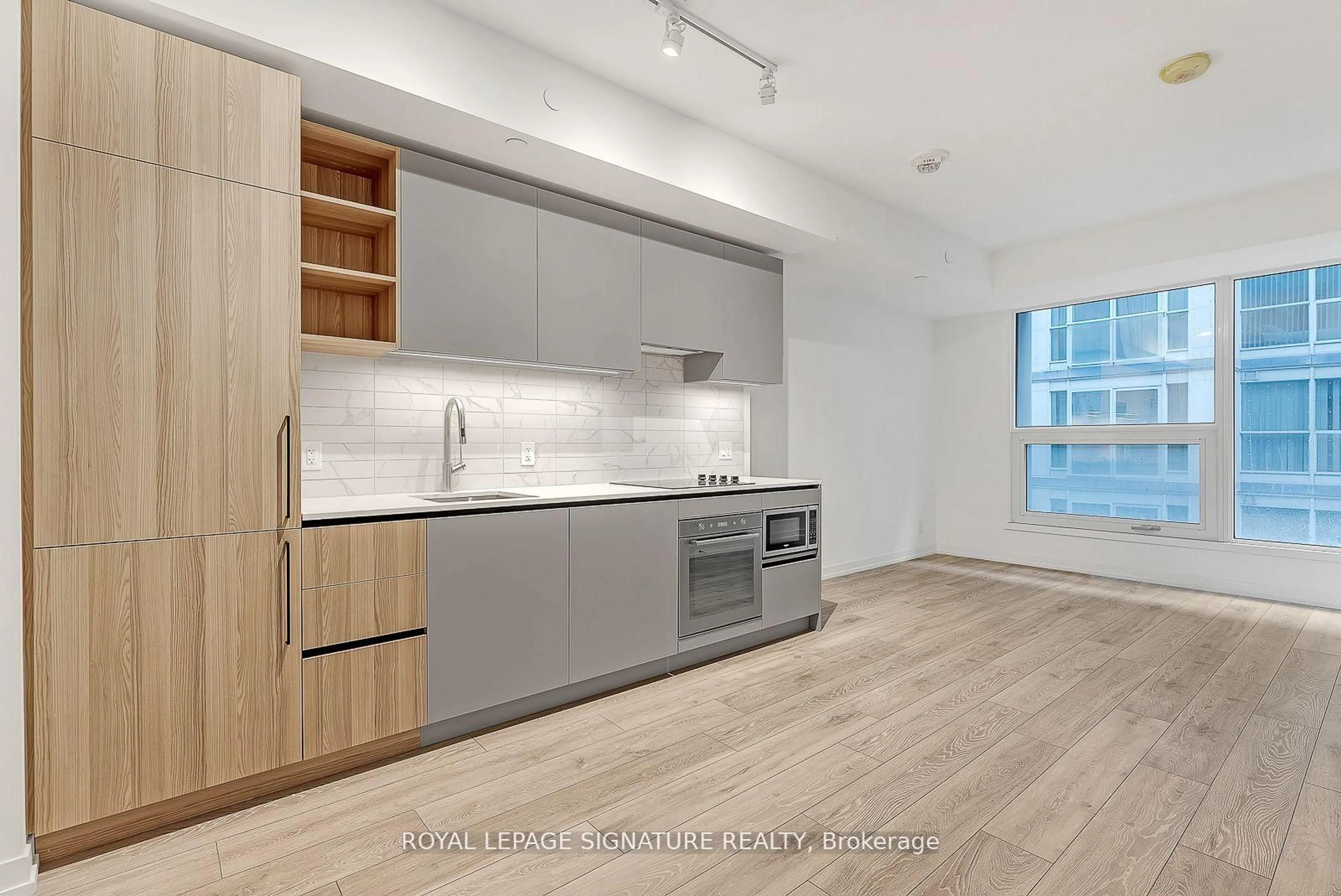 Unknown for 55 Mercer St #521, Toronto Ontario M5V 0W4