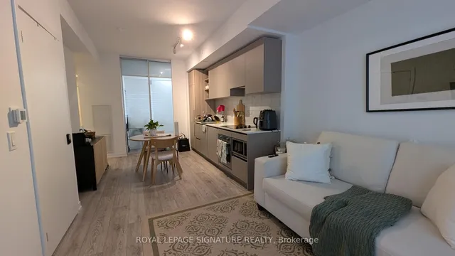 Additional property image - 55 Mercer St Unit 521