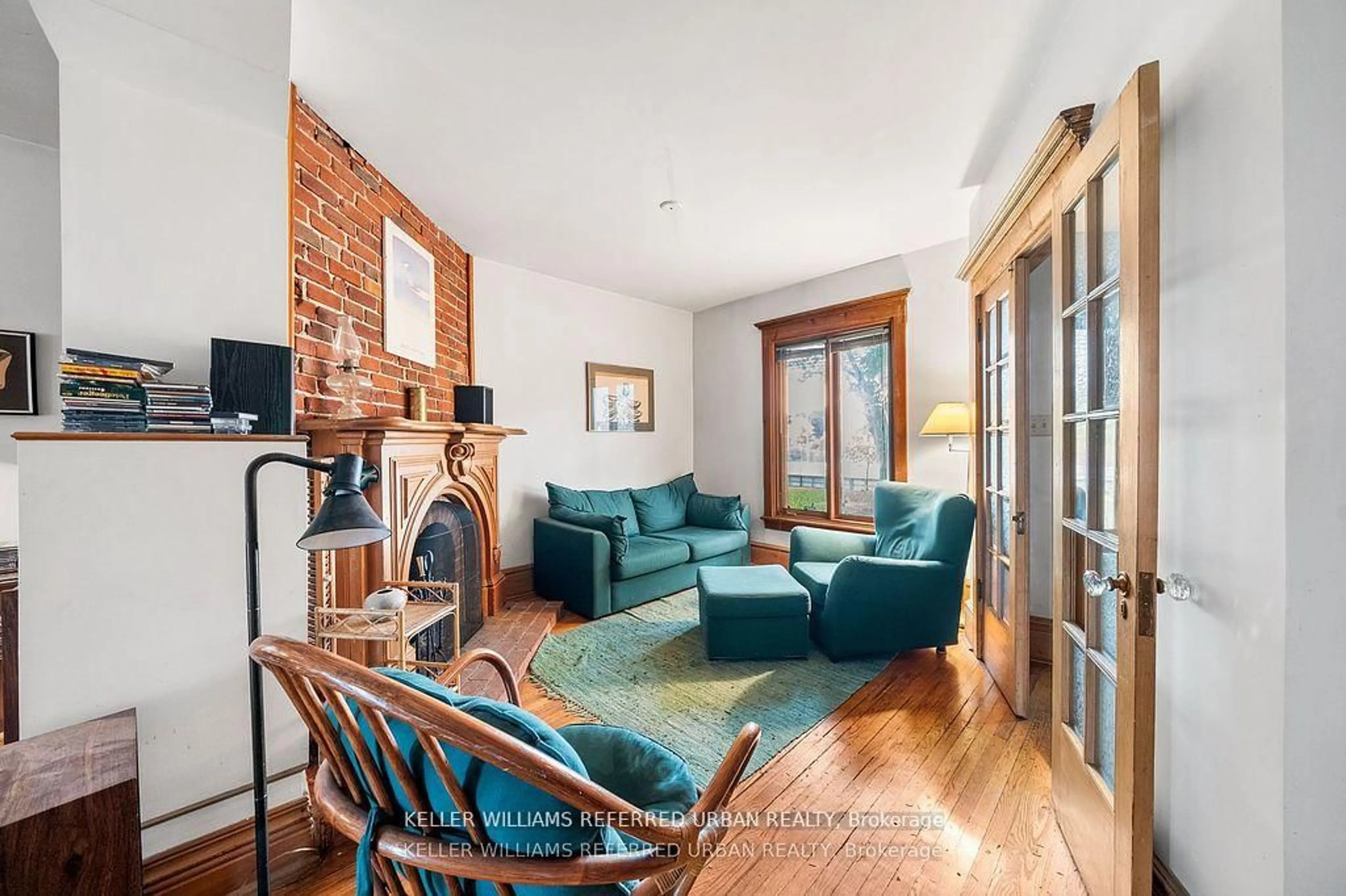 Living room with furniture, unknown for 123 Gore Vale Ave, Toronto Ontario M6J 2R5
