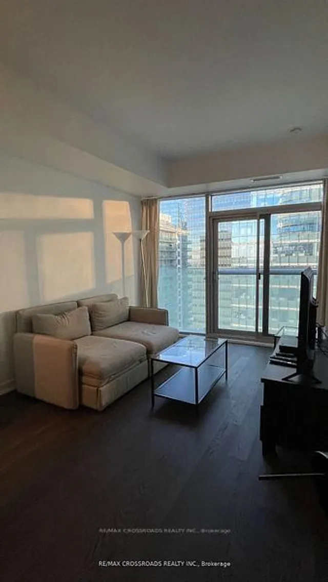 Additional property image - 12 York St Unit 2709