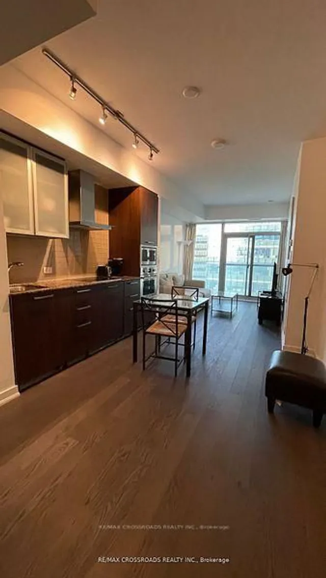 Additional property image - 12 York St Unit 2709