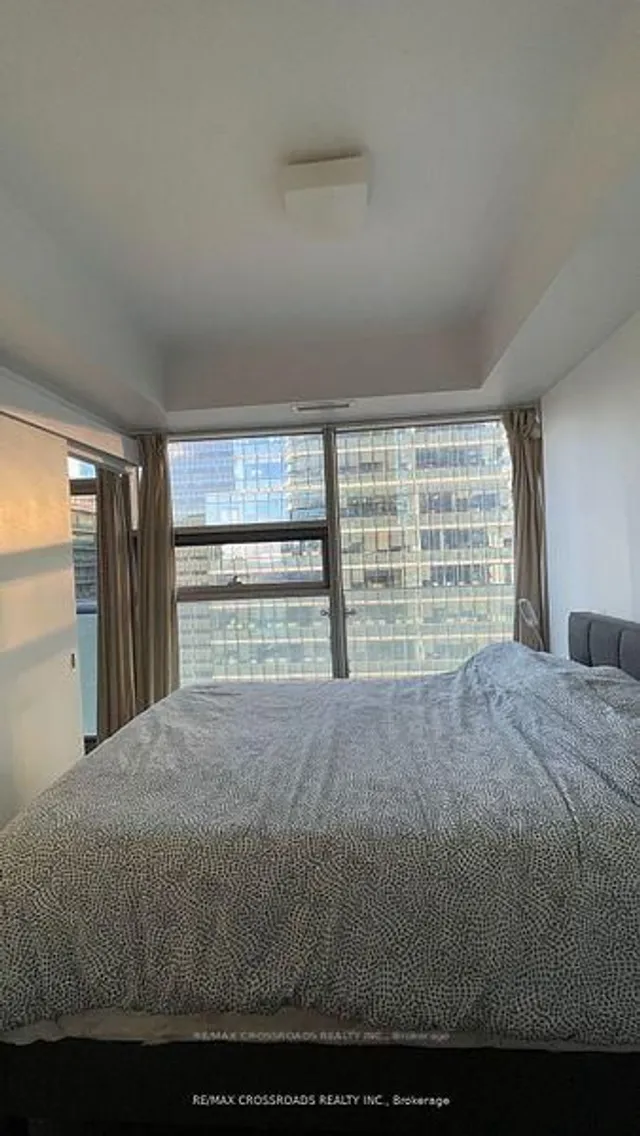 Additional property image - 12 York St Unit 2709