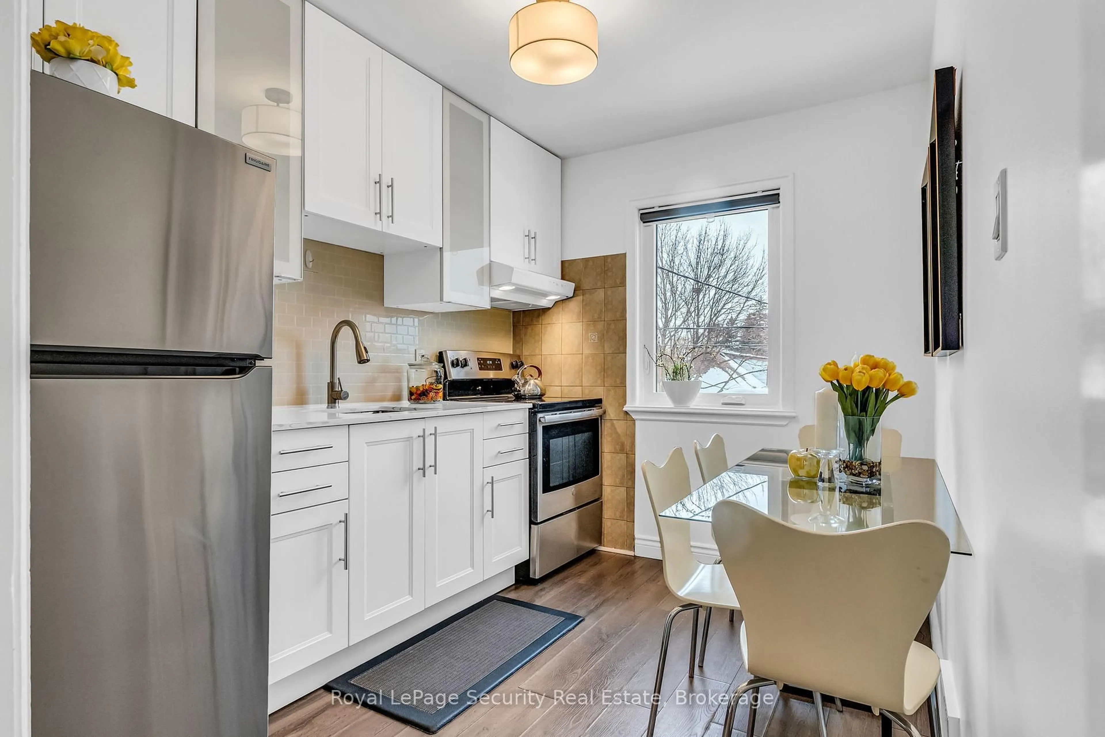 Open concept kitchen, unknown for 427 Lauder Ave, Toronto Ontario M6E 3J1