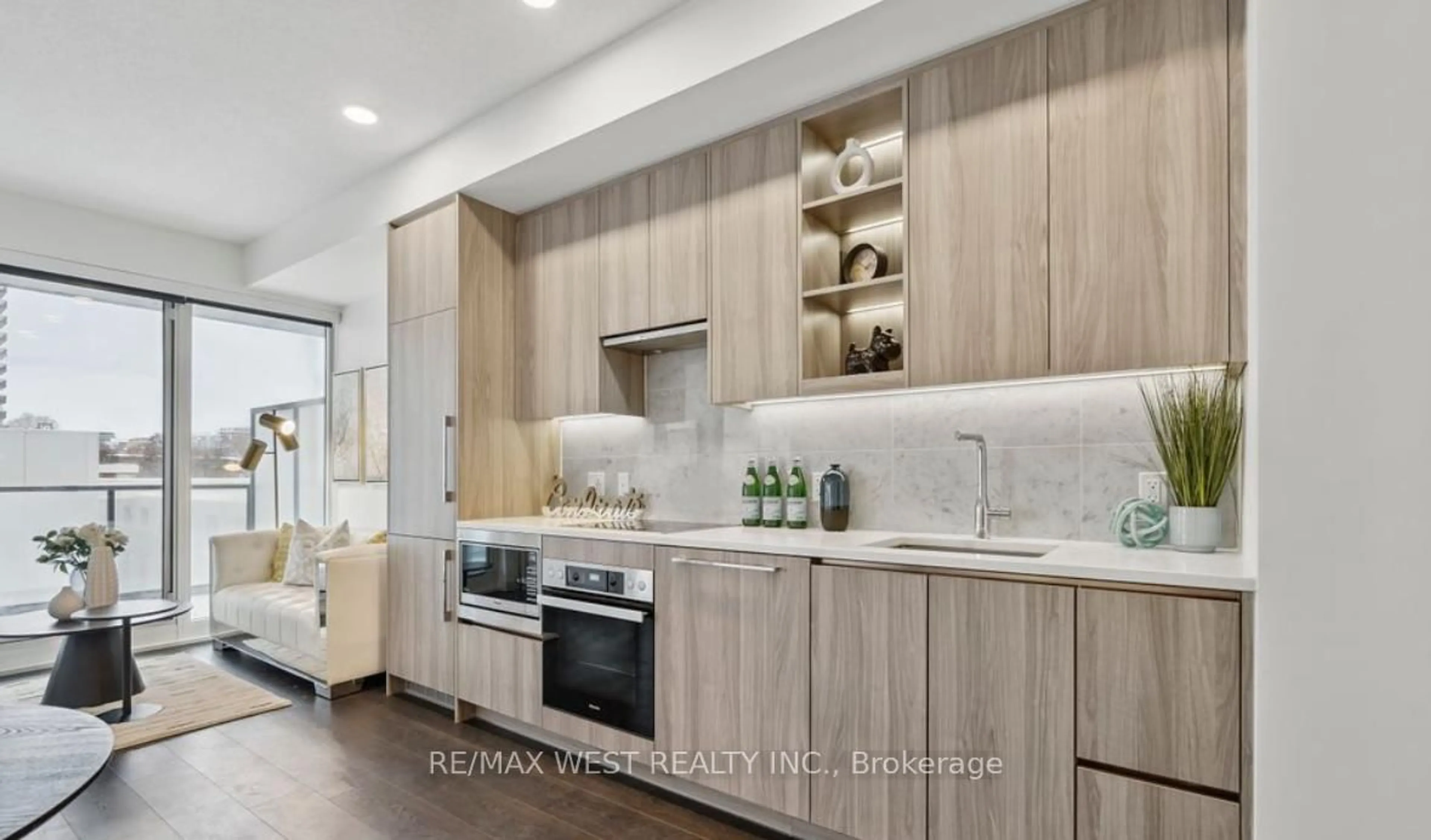 Open concept kitchen, unknown for 95 Mcmahon Dr #1607, Toronto Ontario M2K 0E4