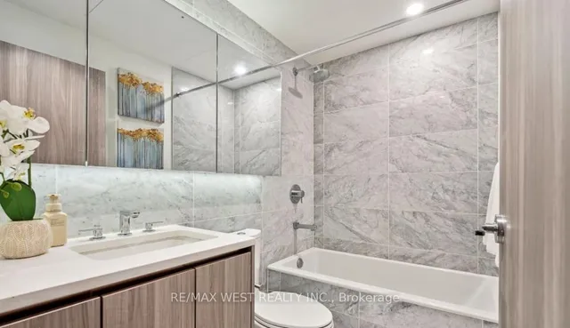 Additional property image - 95 Mcmahon Dr Unit 1607