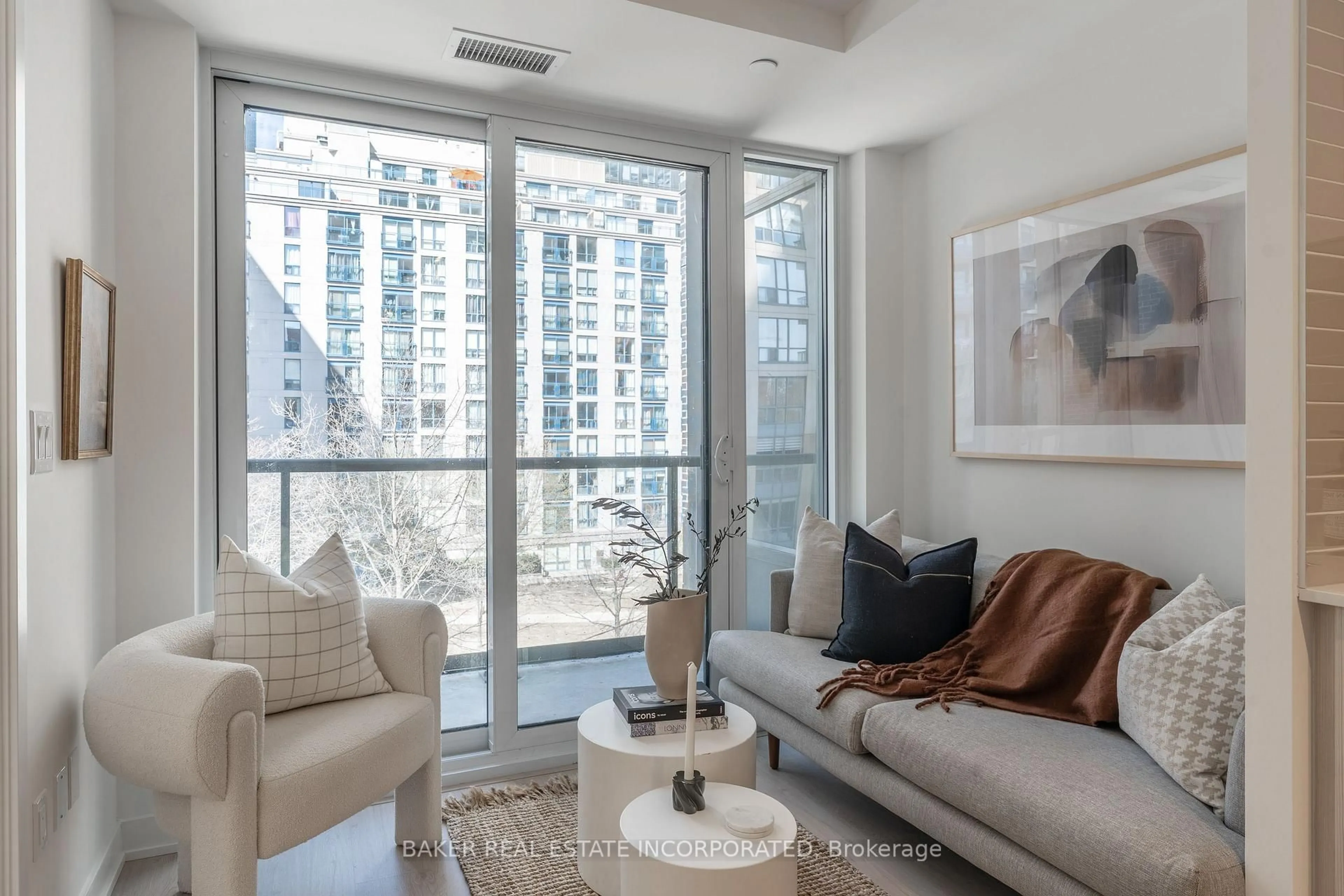 Living room with furniture, unknown for 65 Mutual St #405, Toronto Ontario M5B 0E5