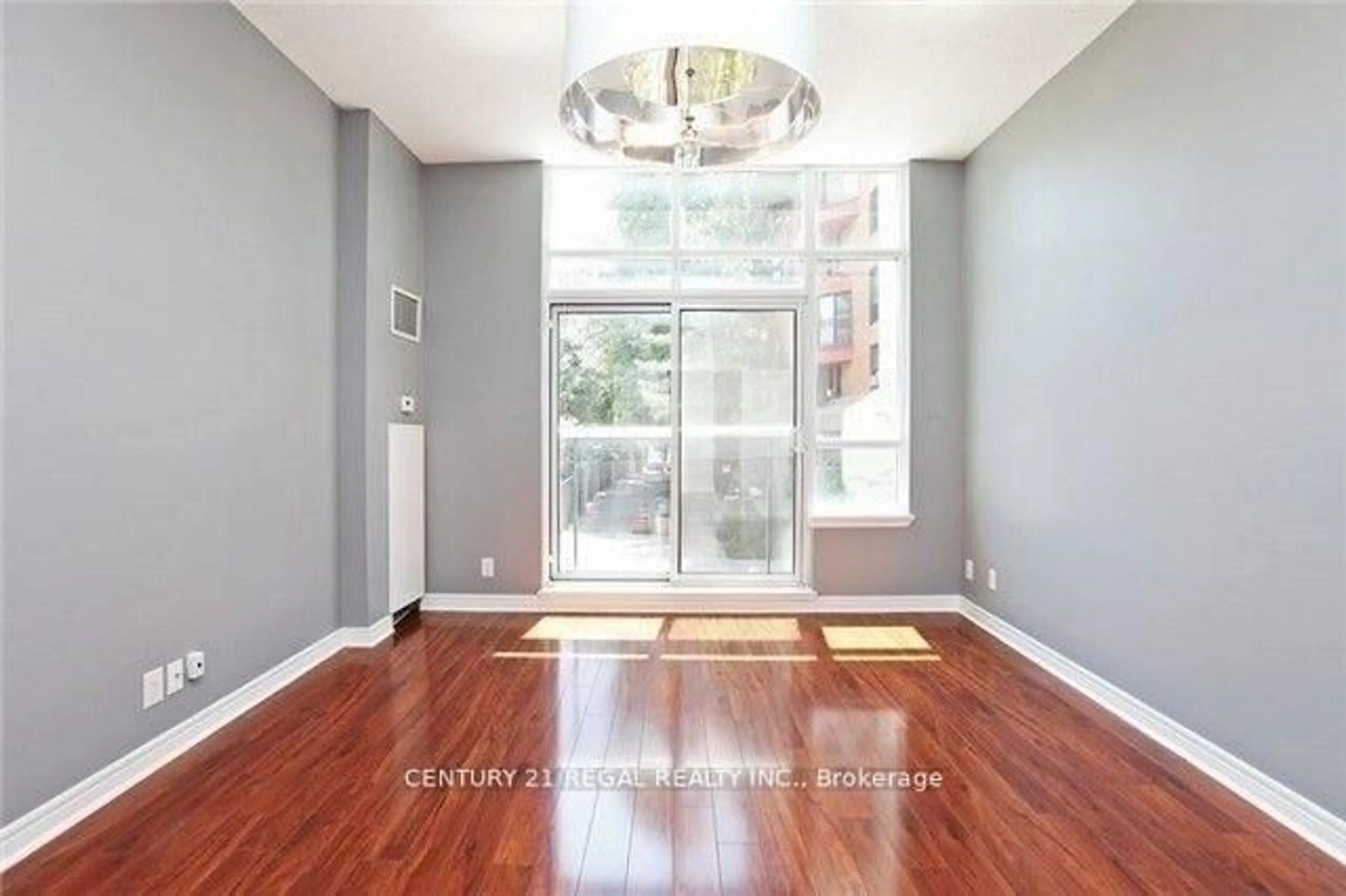 Unknown for 225 Wellesley St #105, Toronto Ontario M4X 1X8