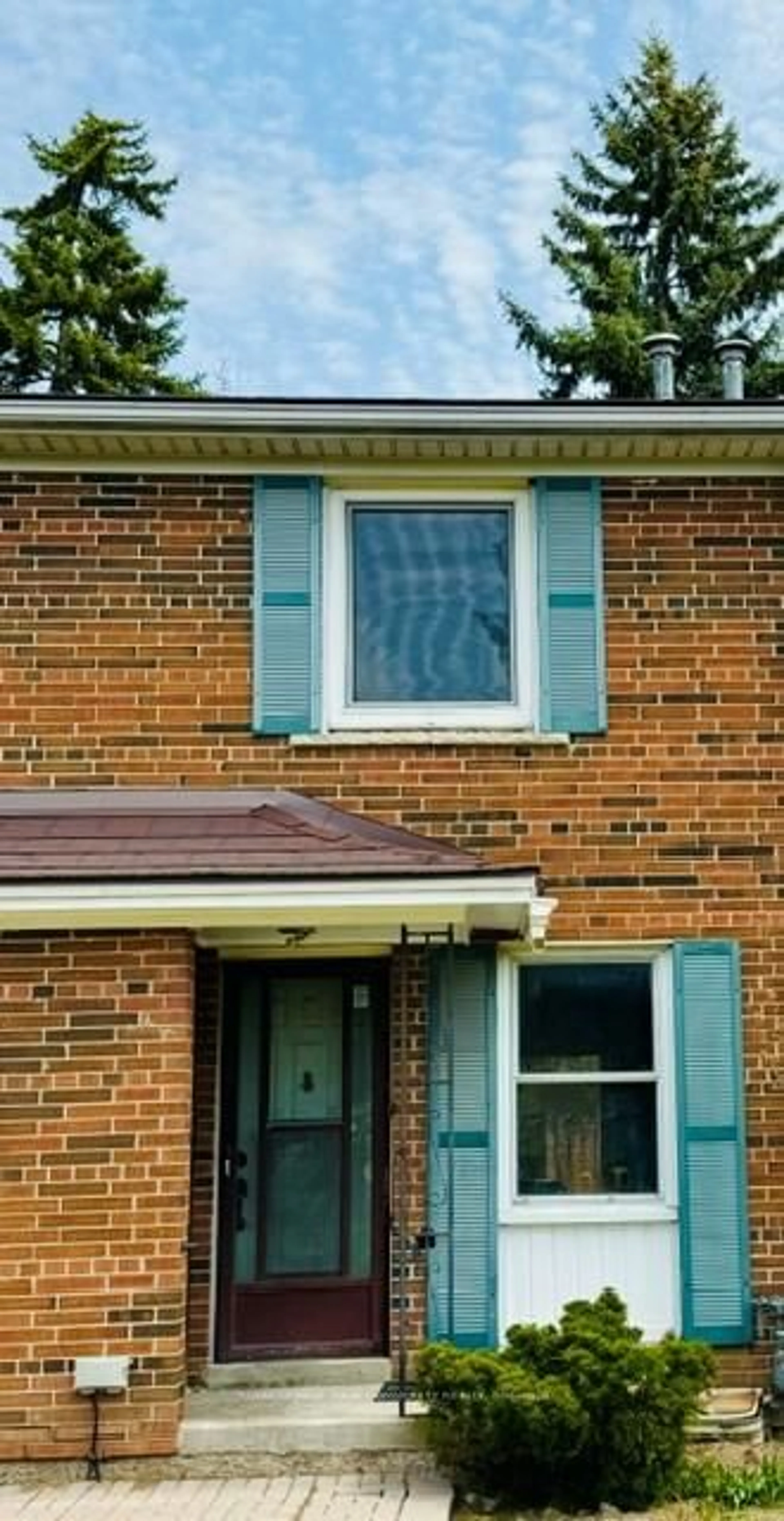 Home with brick exterior material, street for 537 Steeles Ave #3, Toronto Ontario M2M 3Y1
