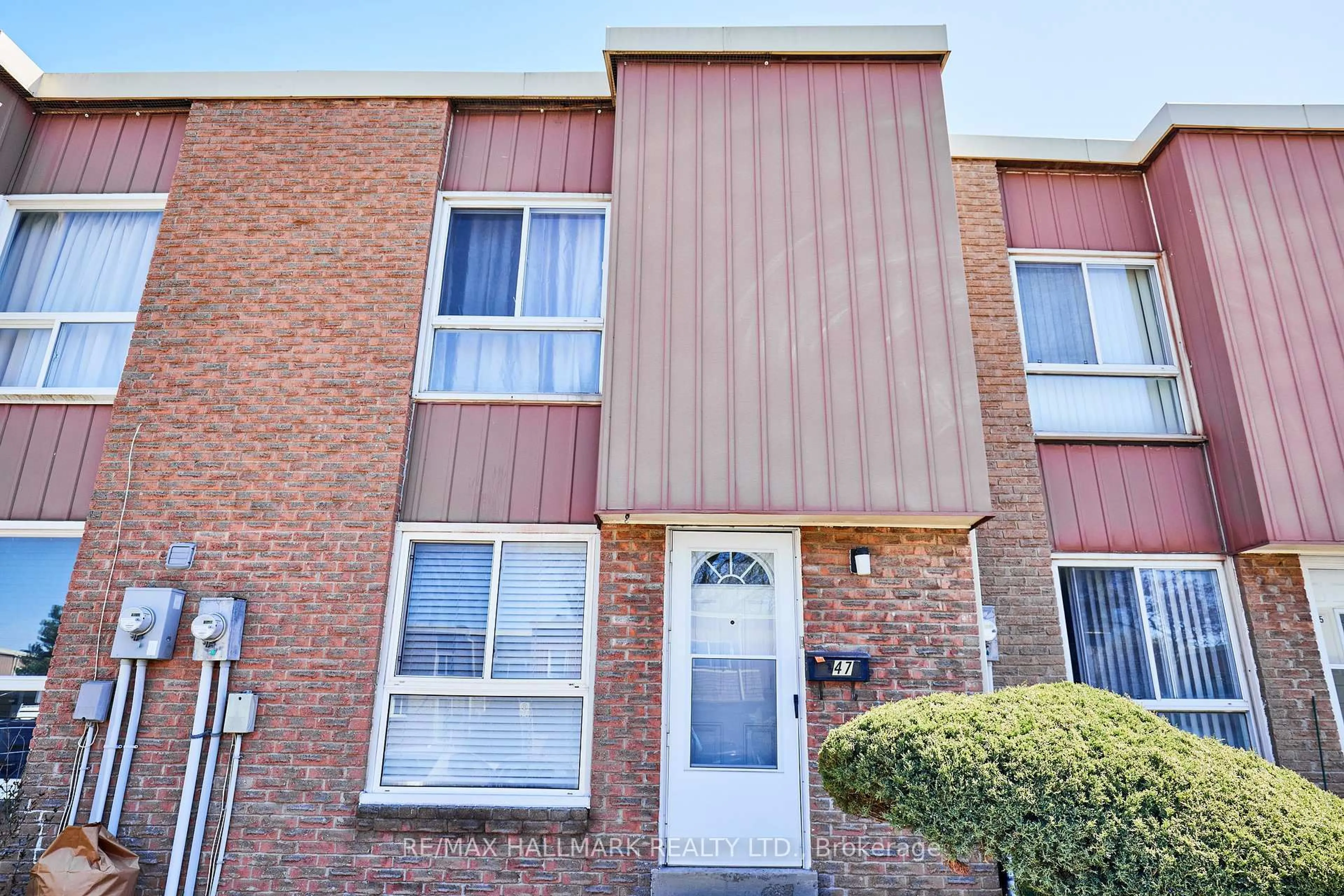 Home with brick exterior material, street for 47 Woody Vine Way, Toronto Ontario M2J 4H5
