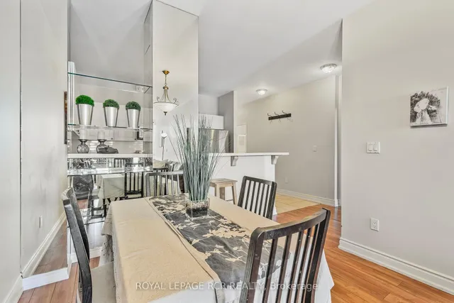 Additional property image - 10 Gateway Blvd Unit 521