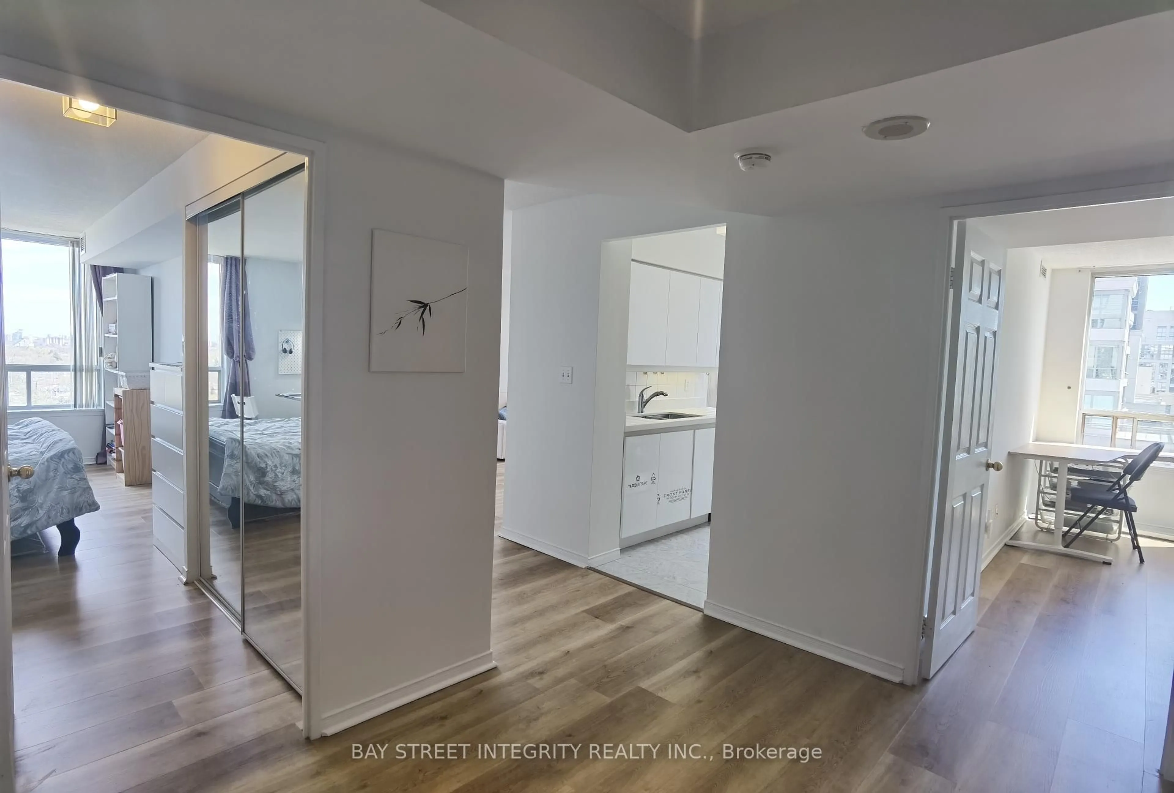 Unknown for 18 Hillcrest Ave #2005, Toronto Ontario M2N 6T5