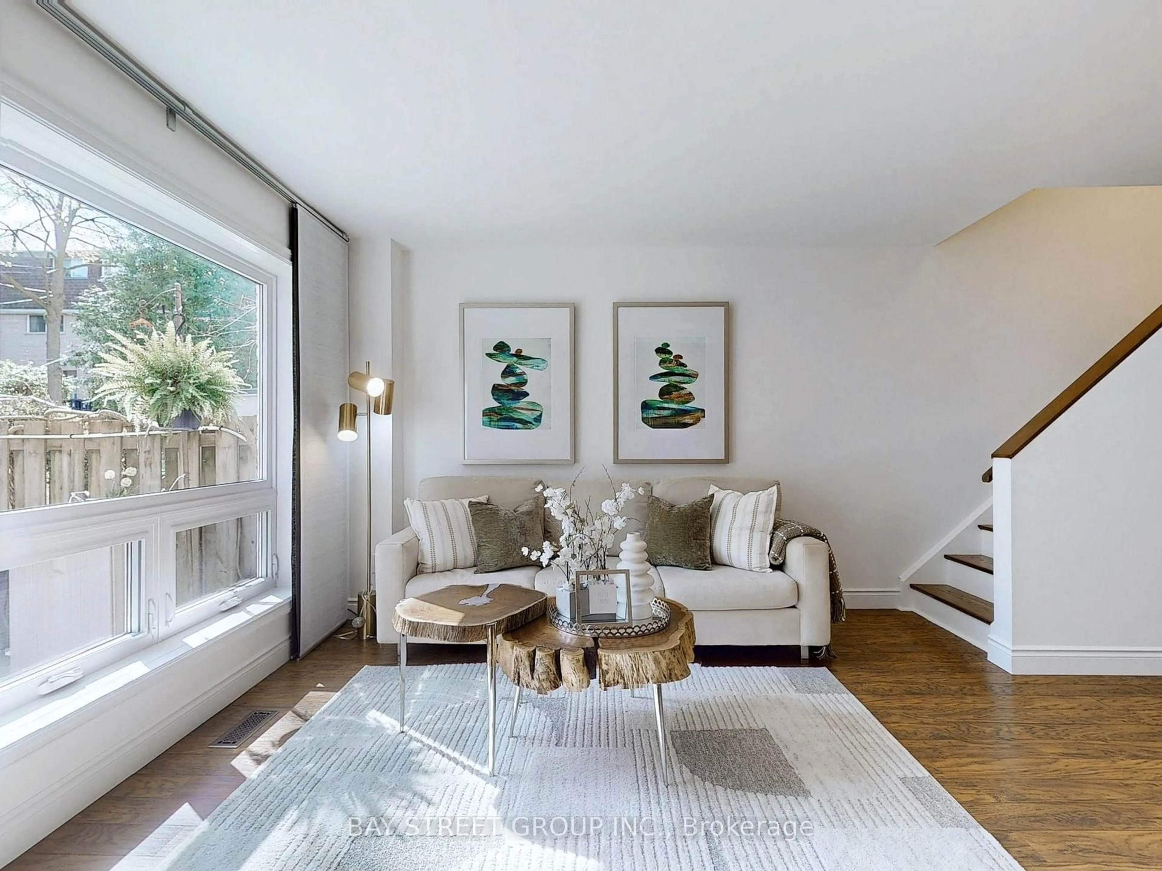 Living room with furniture, unknown for 89 Rameau Dr #4, Toronto Ontario M2H 1T6