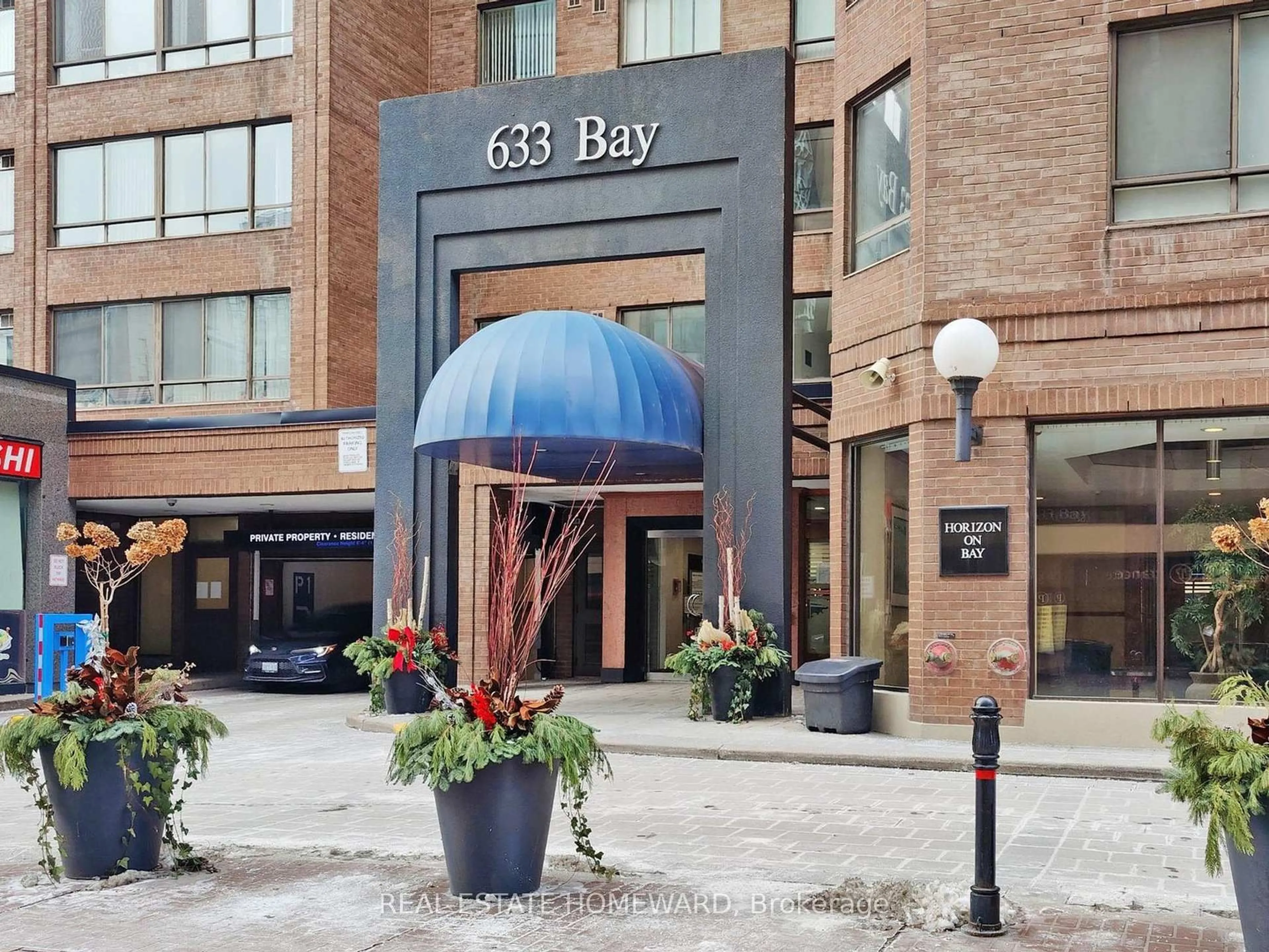 Lobby for 633 Bay St #901, Toronto Ontario M5G 2G4