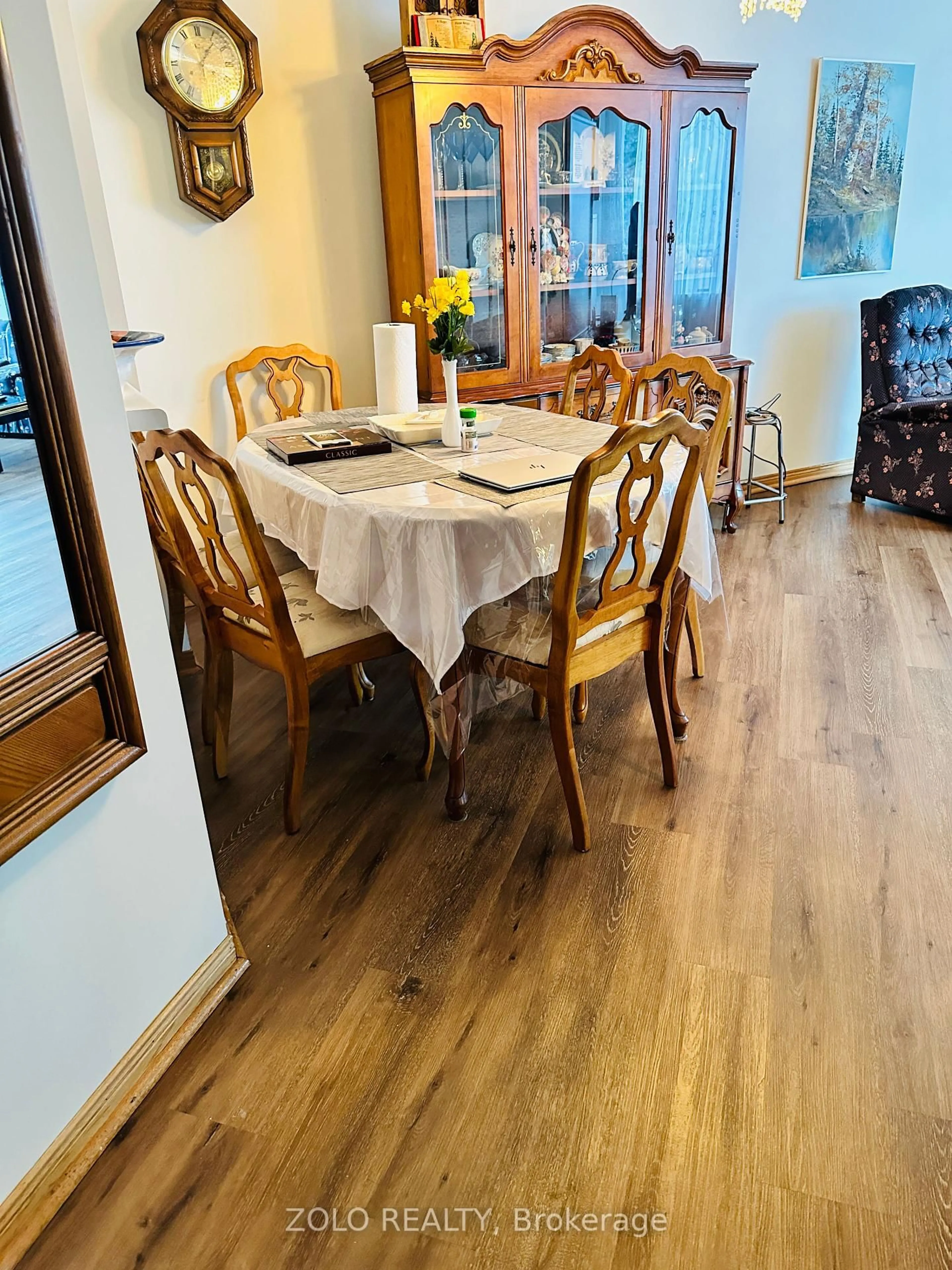 Dining room, wood/laminate floor for 1101 Steeles Ave #209, Toronto Ontario M2R 3W5