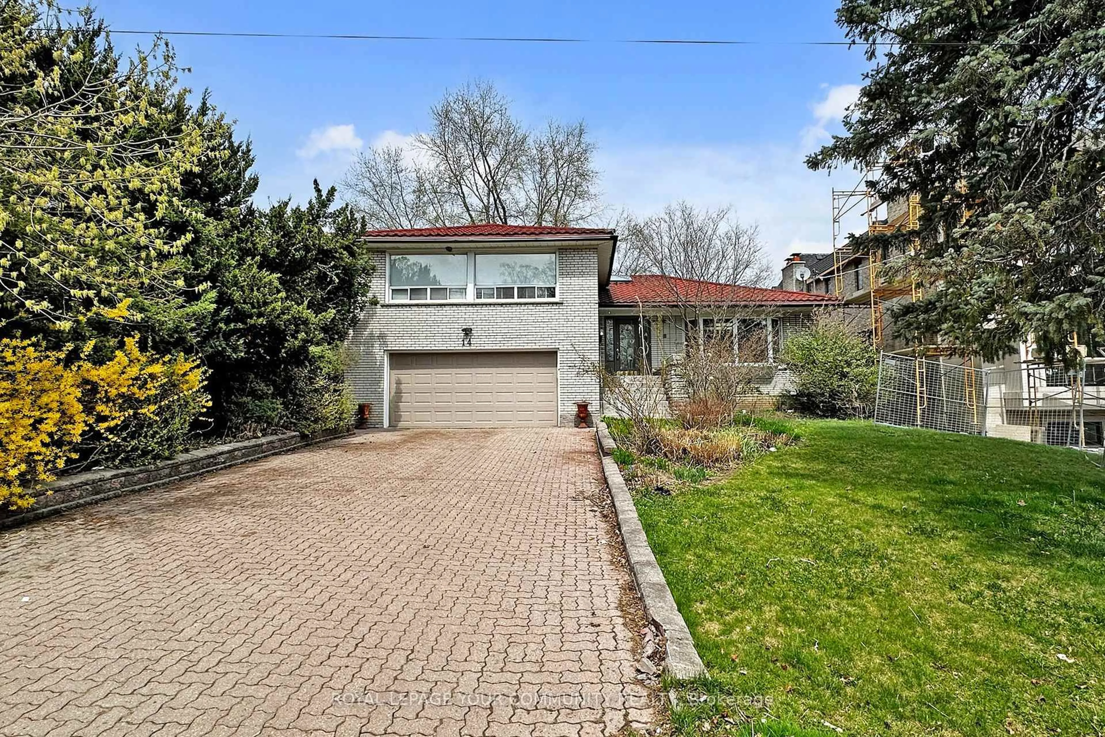 Home with brick exterior material, street for 14 Restwell Cres, Toronto Ontario M2K 2A2