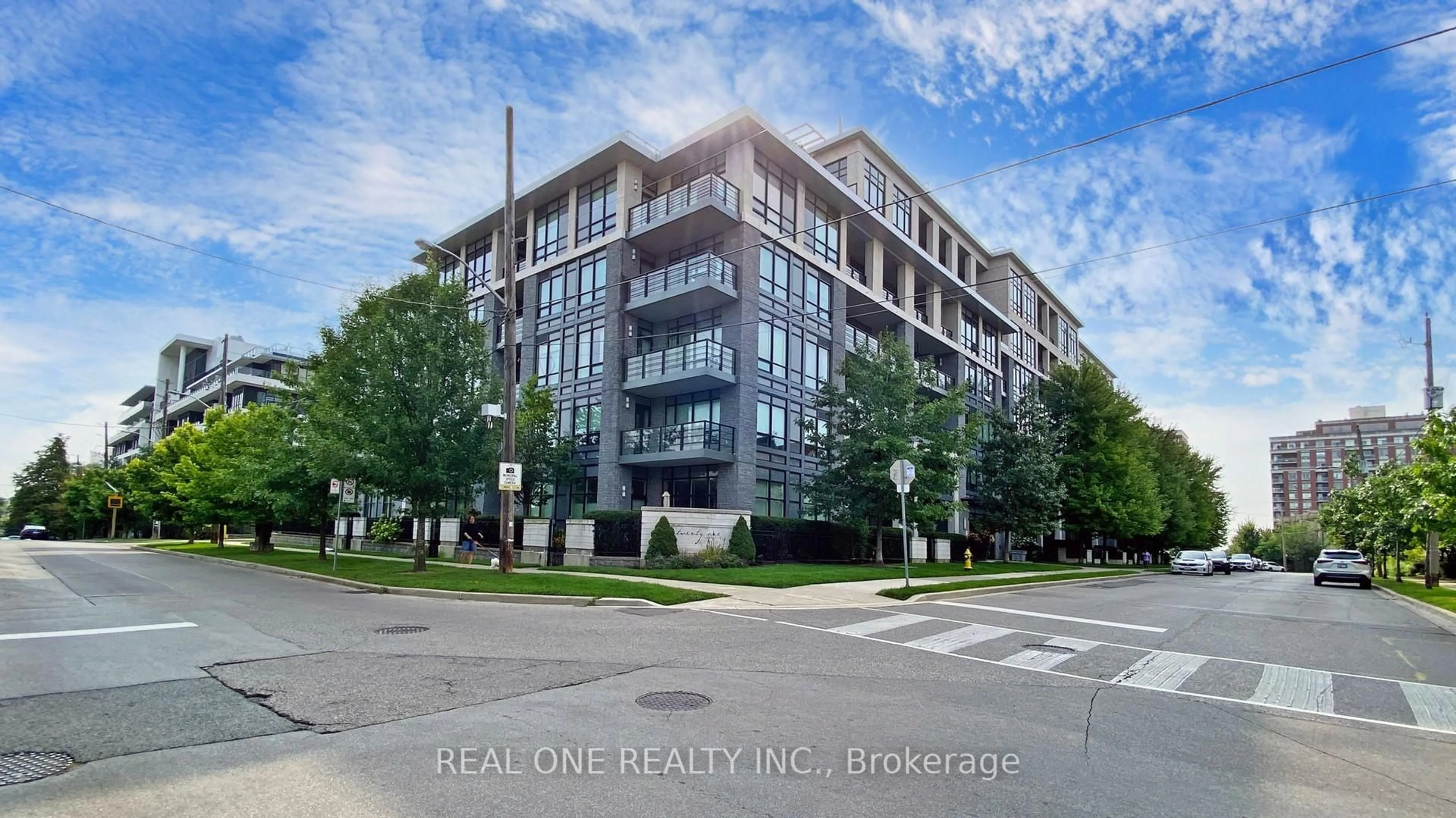 Blurry image for 21 Clairtrell Rd #Ph701, Toronto Ontario M2N 5J7