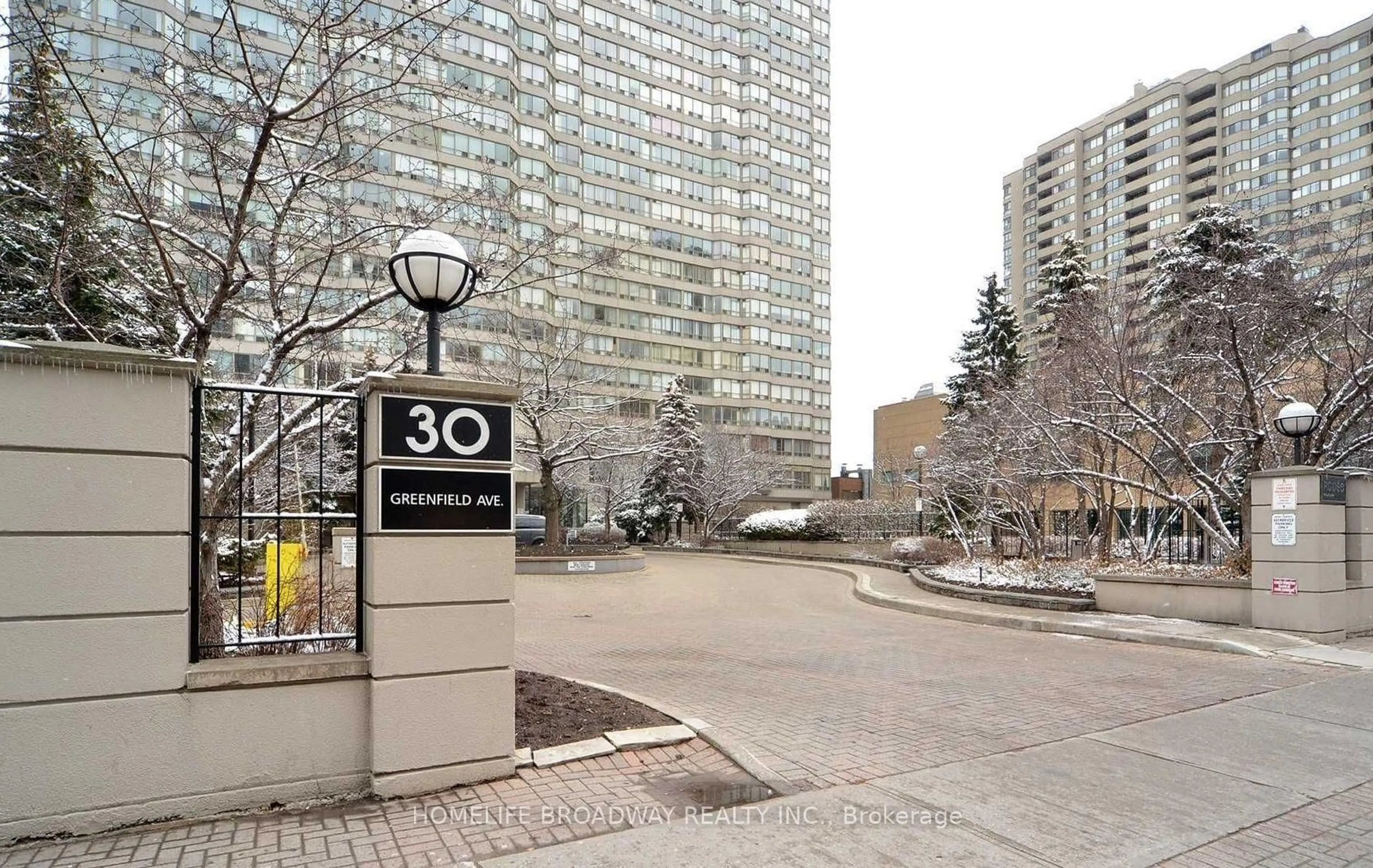 Patio, street for 30 Greenfield Ave #1711, Toronto Ontario M2N 6N3