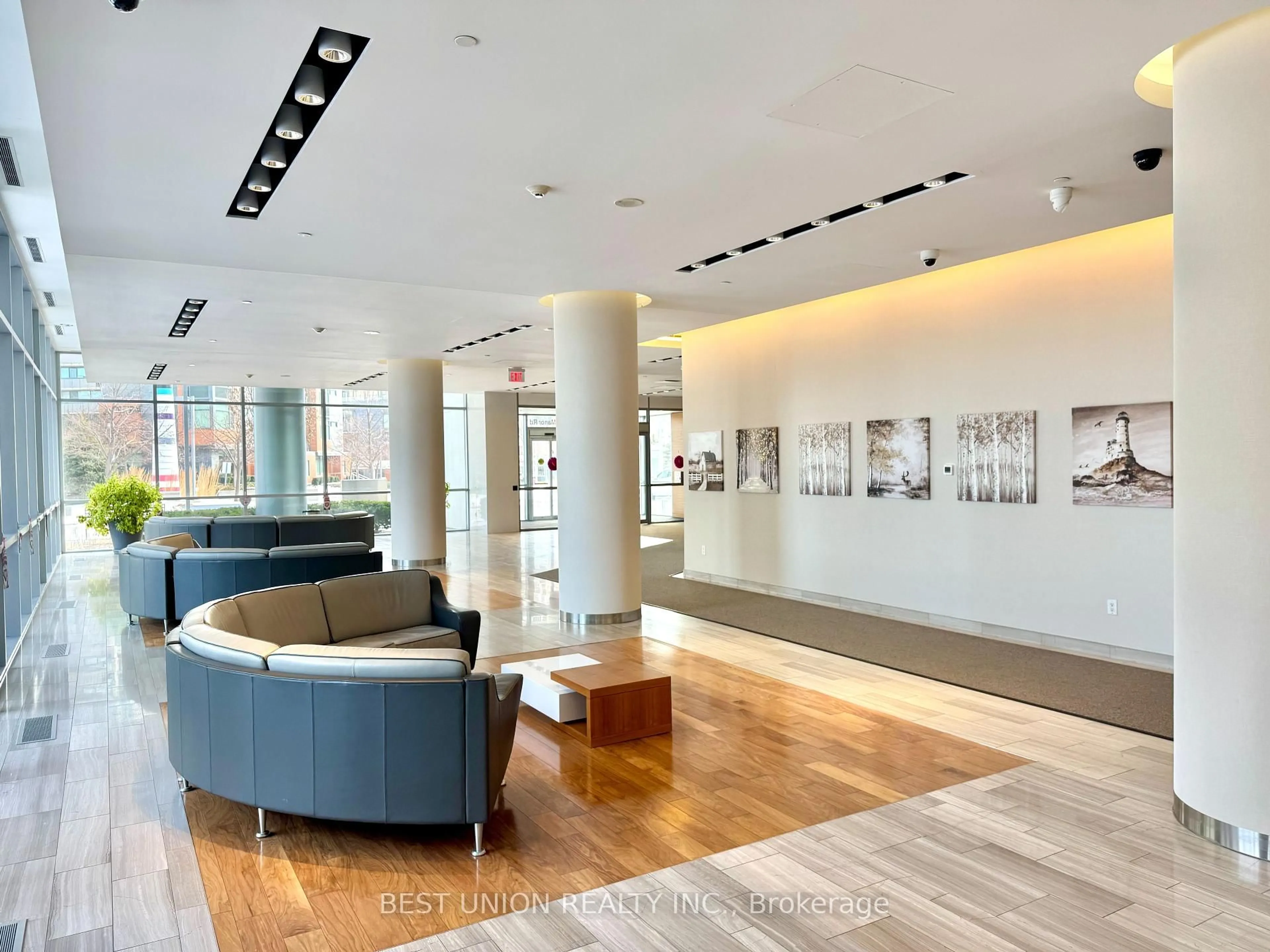 Lobby for 66 Forest Manor Rd #505, Toronto Ontario M2J 0B7
