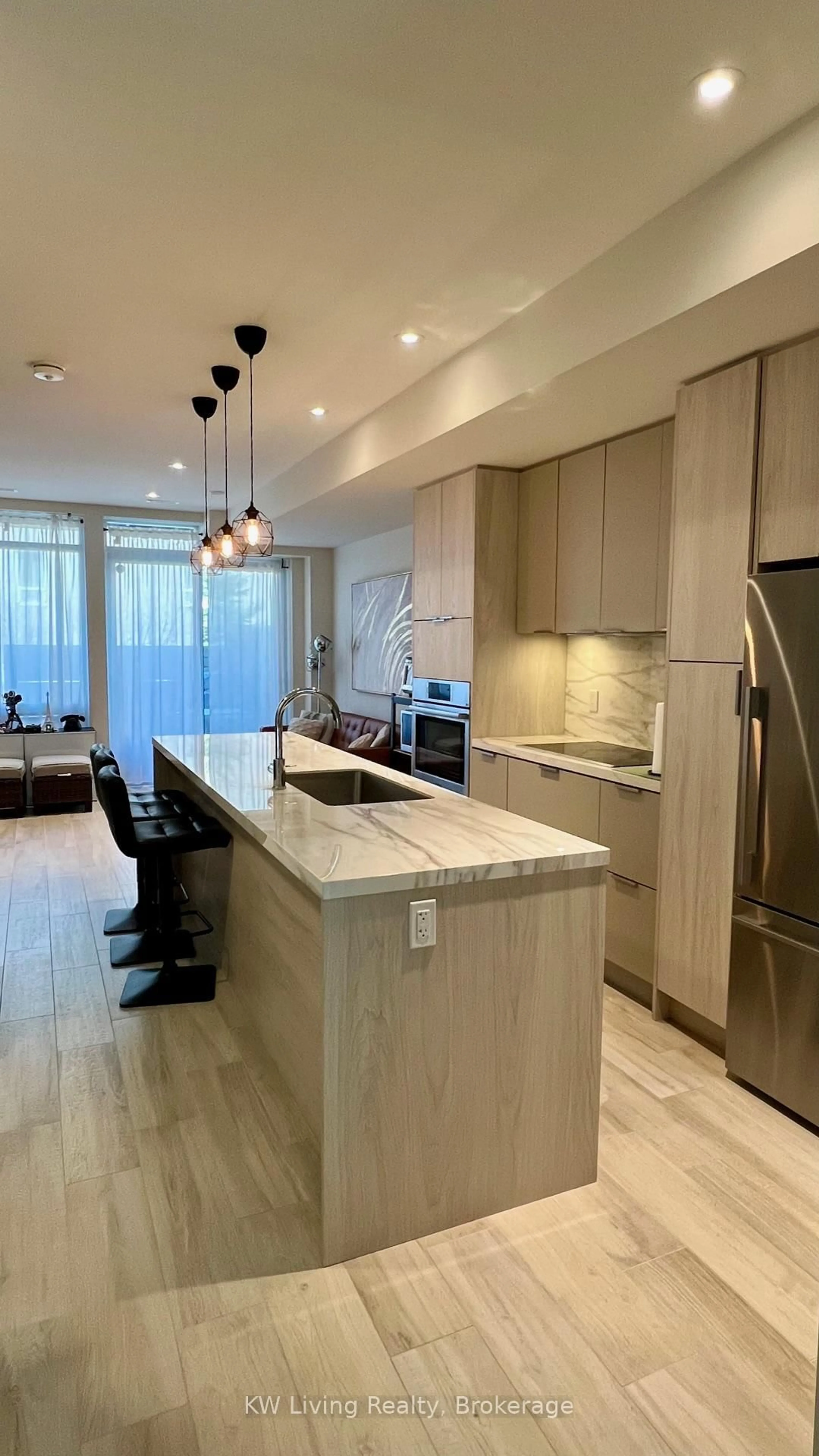 Open concept kitchen, unknown for 32 Sonic Way, Toronto Ontario M3C 0P3
