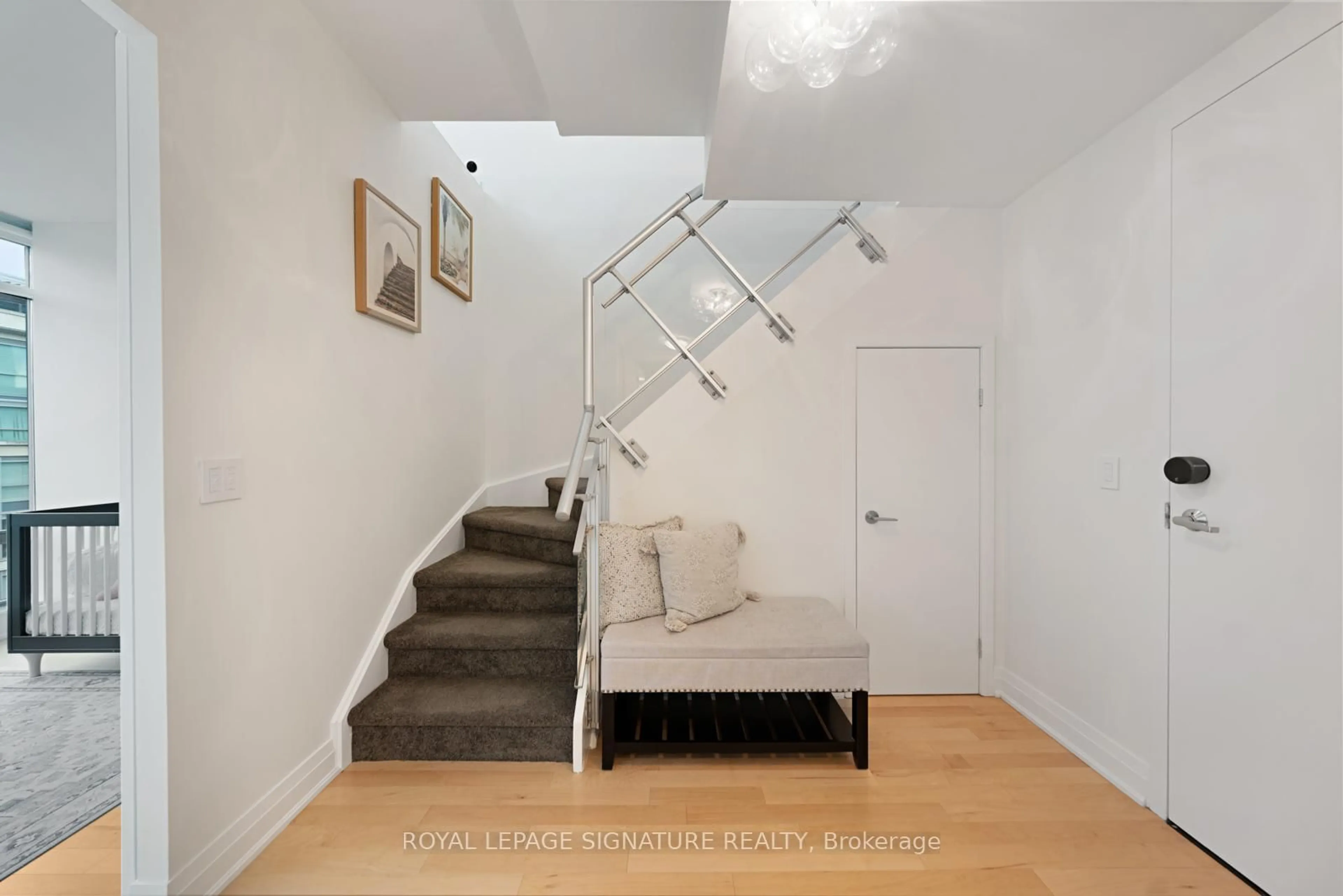 Stairs for 333 Adelaide St #1406, Toronto Ontario M5A 4T4