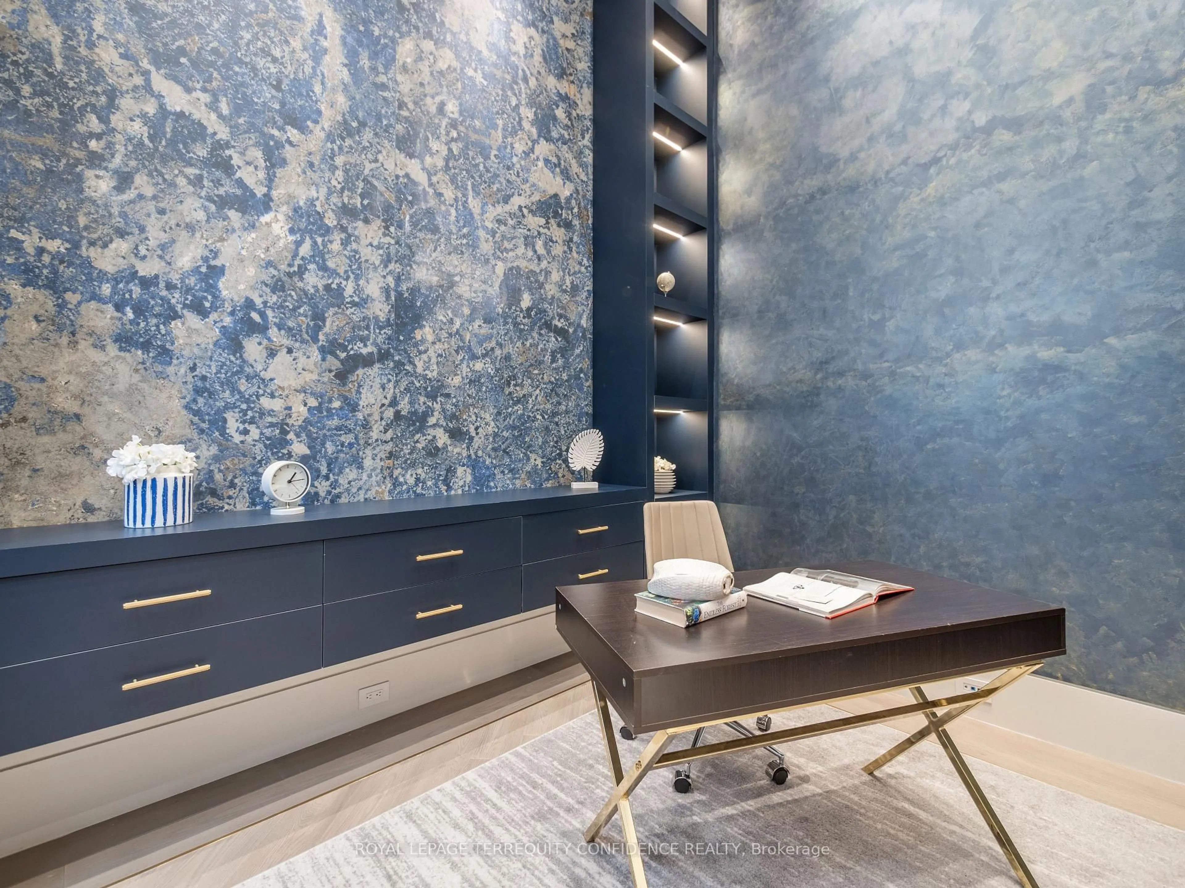 Contemporary bathroom, ceramic/tile floor for 49 Abitibi Ave, Toronto Ontario M2M 2V3