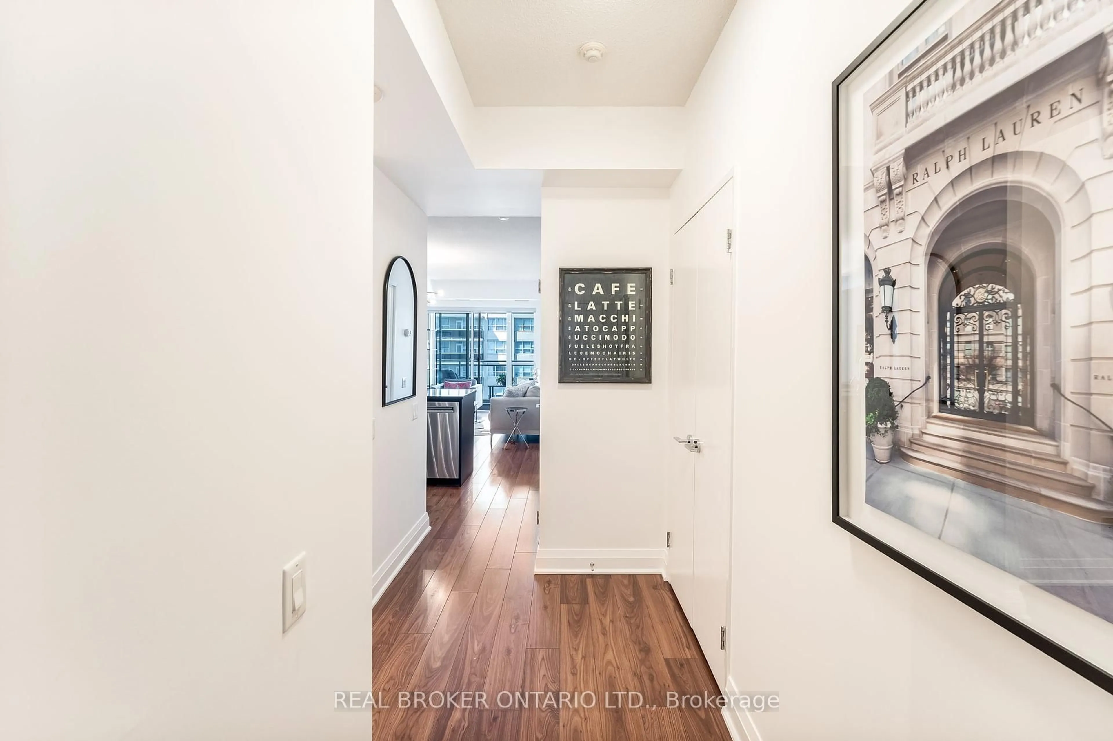 Indoor entryway for 83 Redpath Ave #1309, Toronto Ontario M4S 0A2